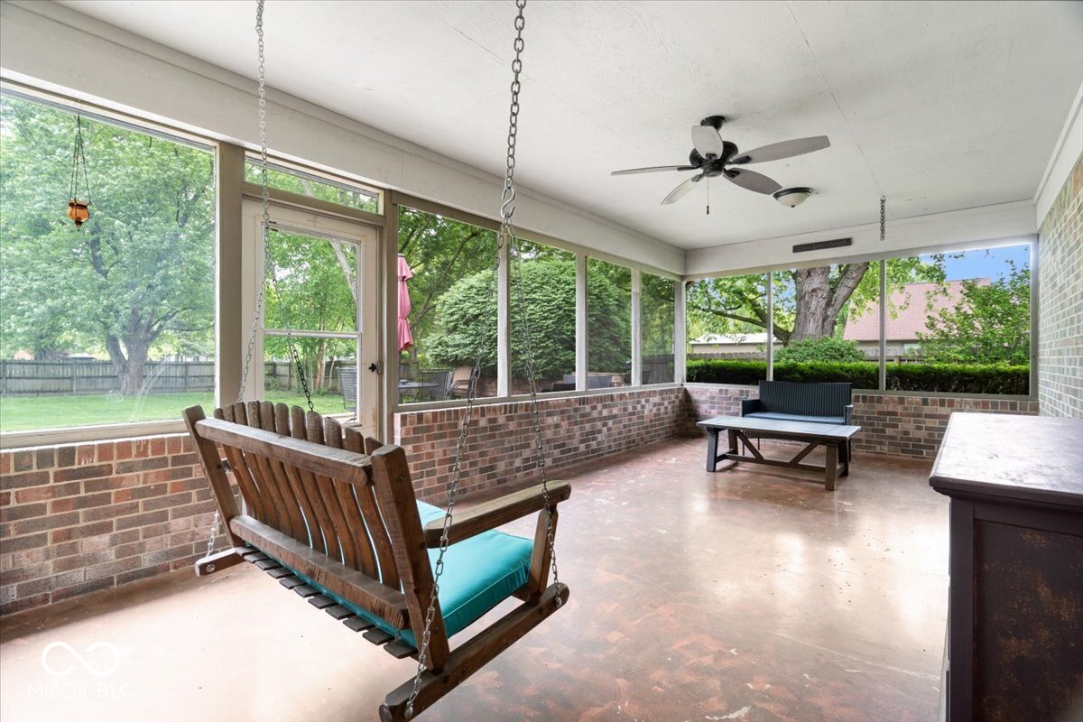 7018 Creekwood Estates