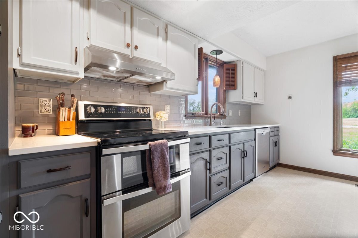 7018 Creekwood Estates