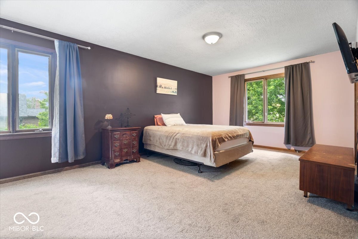 7018 Creekwood Estates
