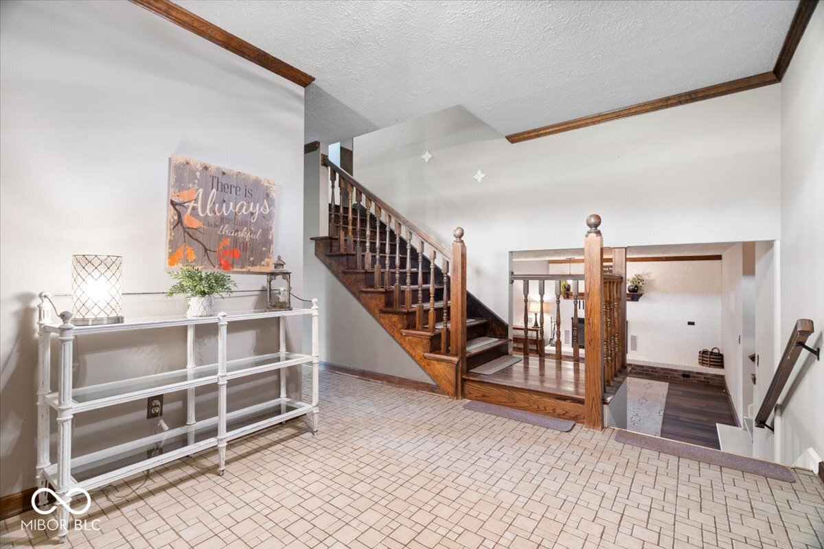 7018 Creekwood Estates