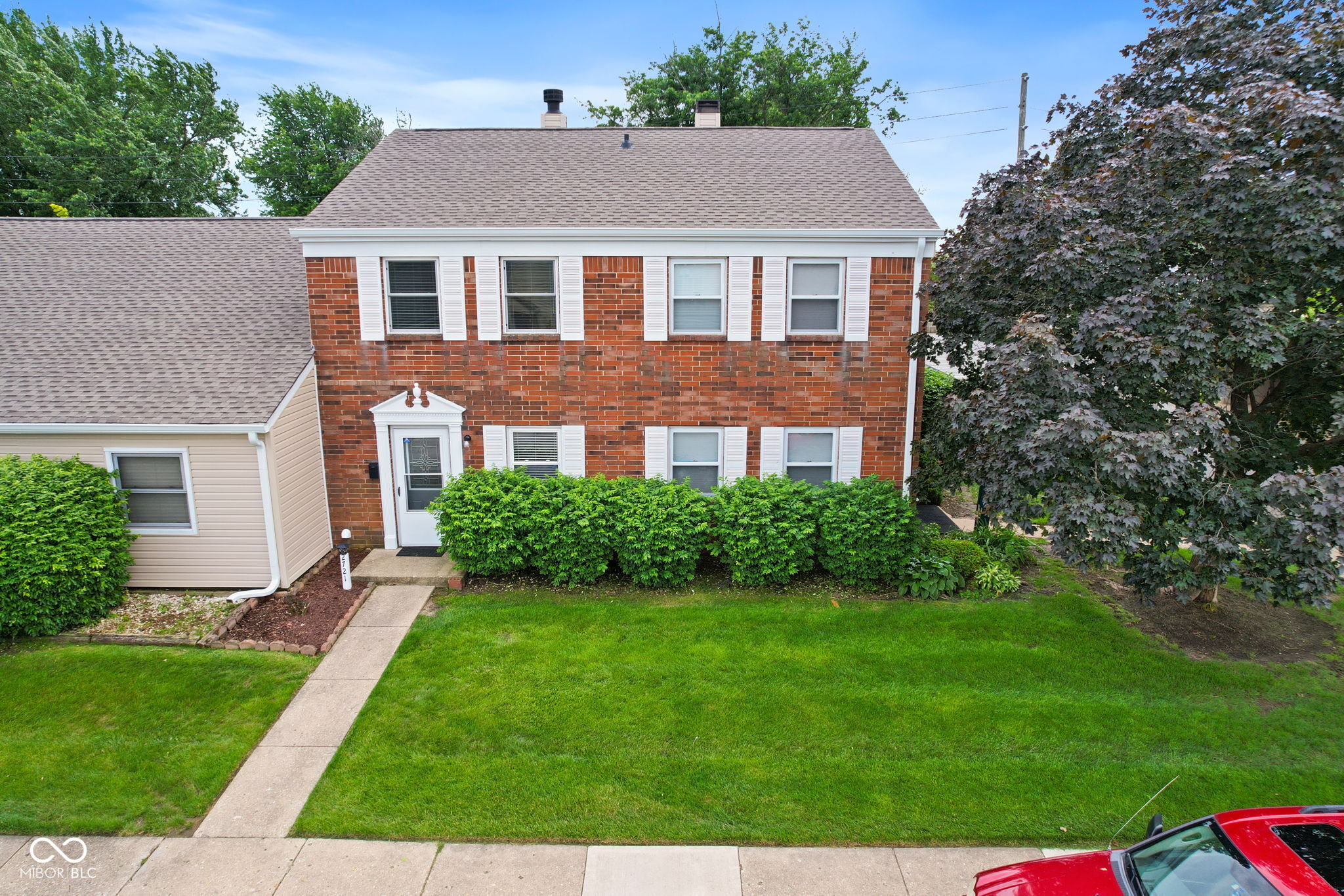 2721 Country Estates Drive
