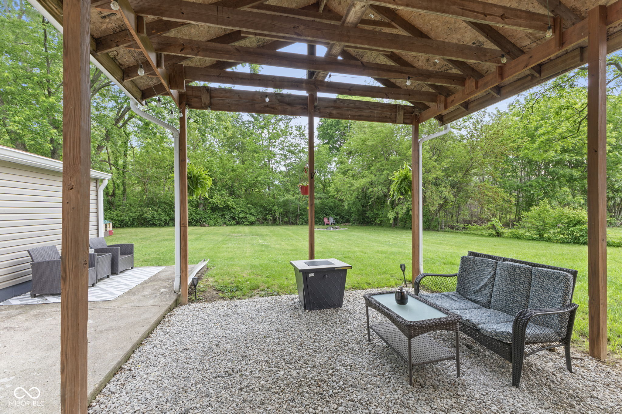 8718 W South County Line Road