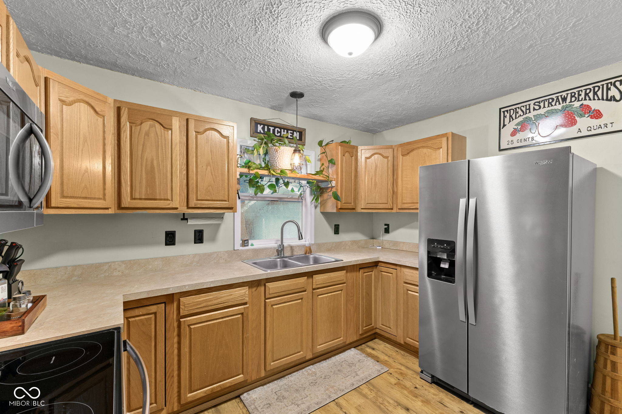 8718 W South County Line Road