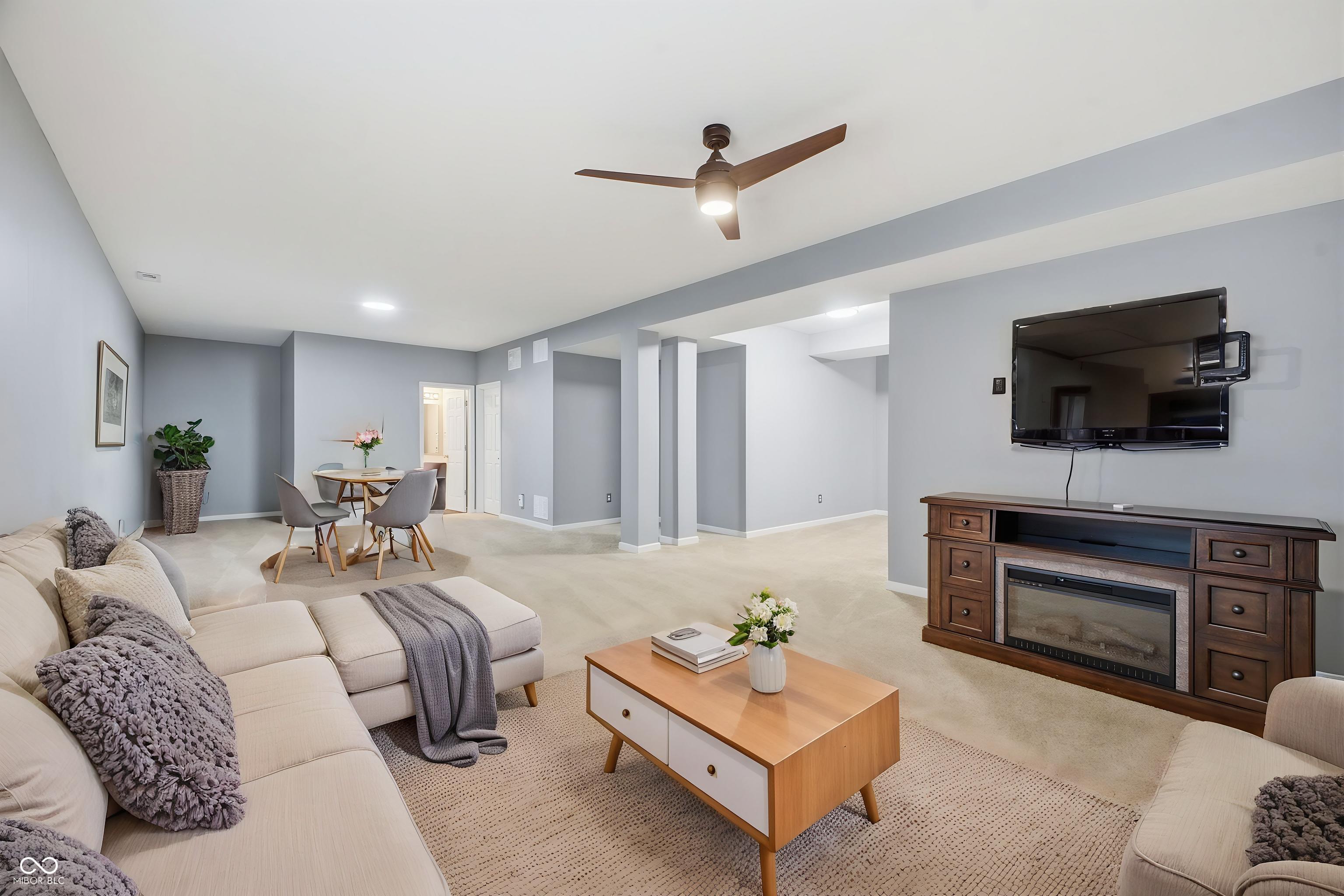 2804 Corlee Crescent