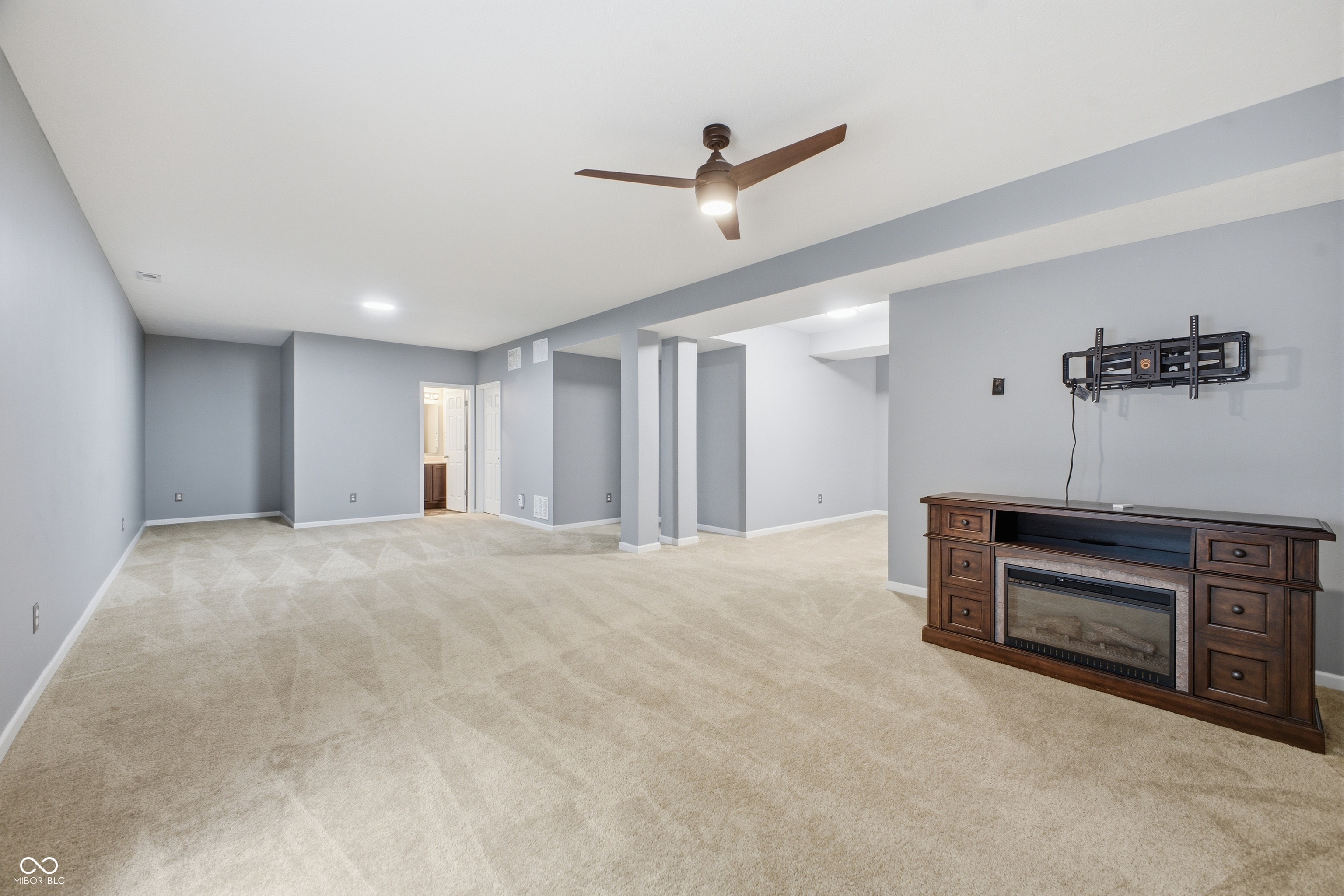 2804 Corlee Crescent