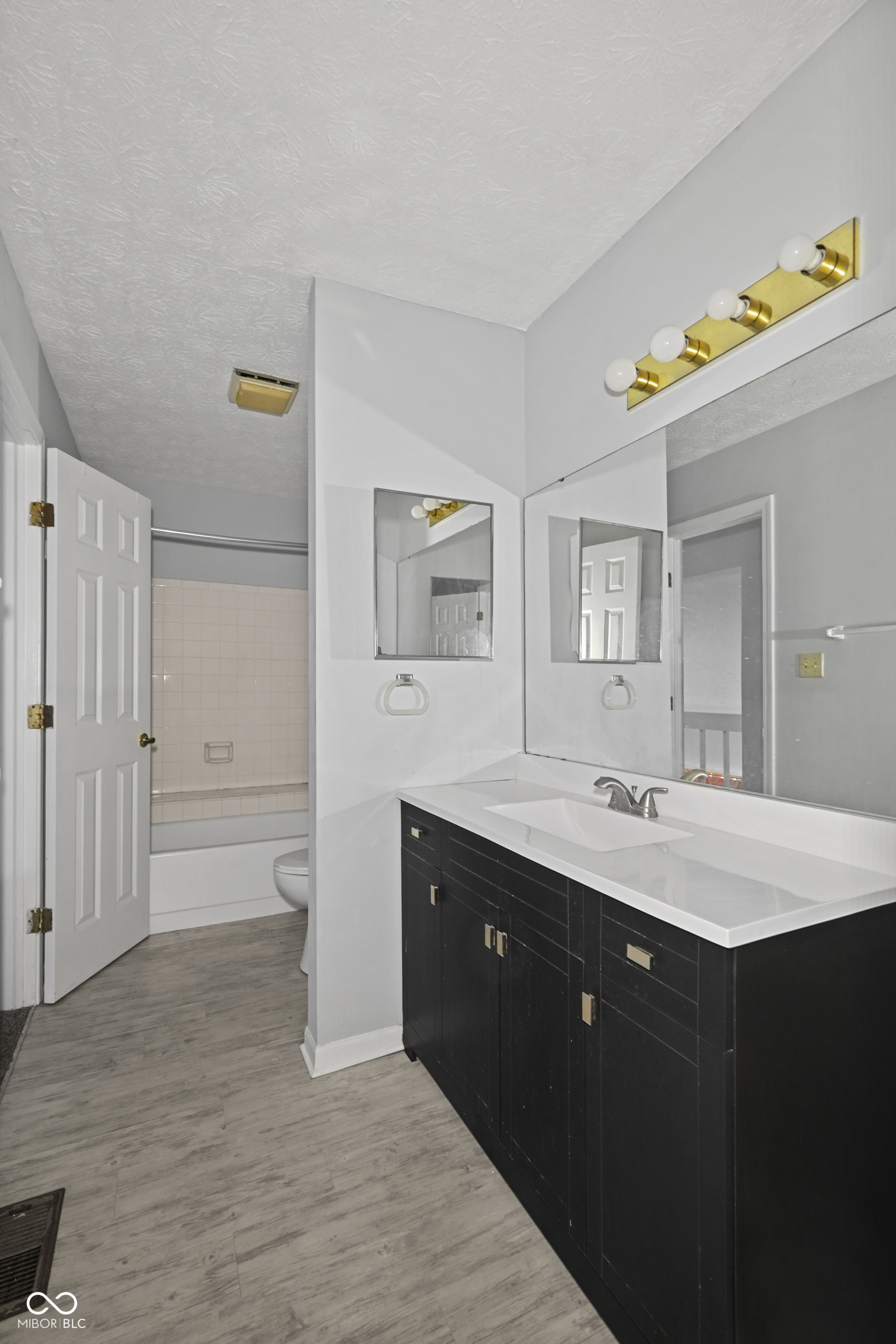 2524 Chaseway Court