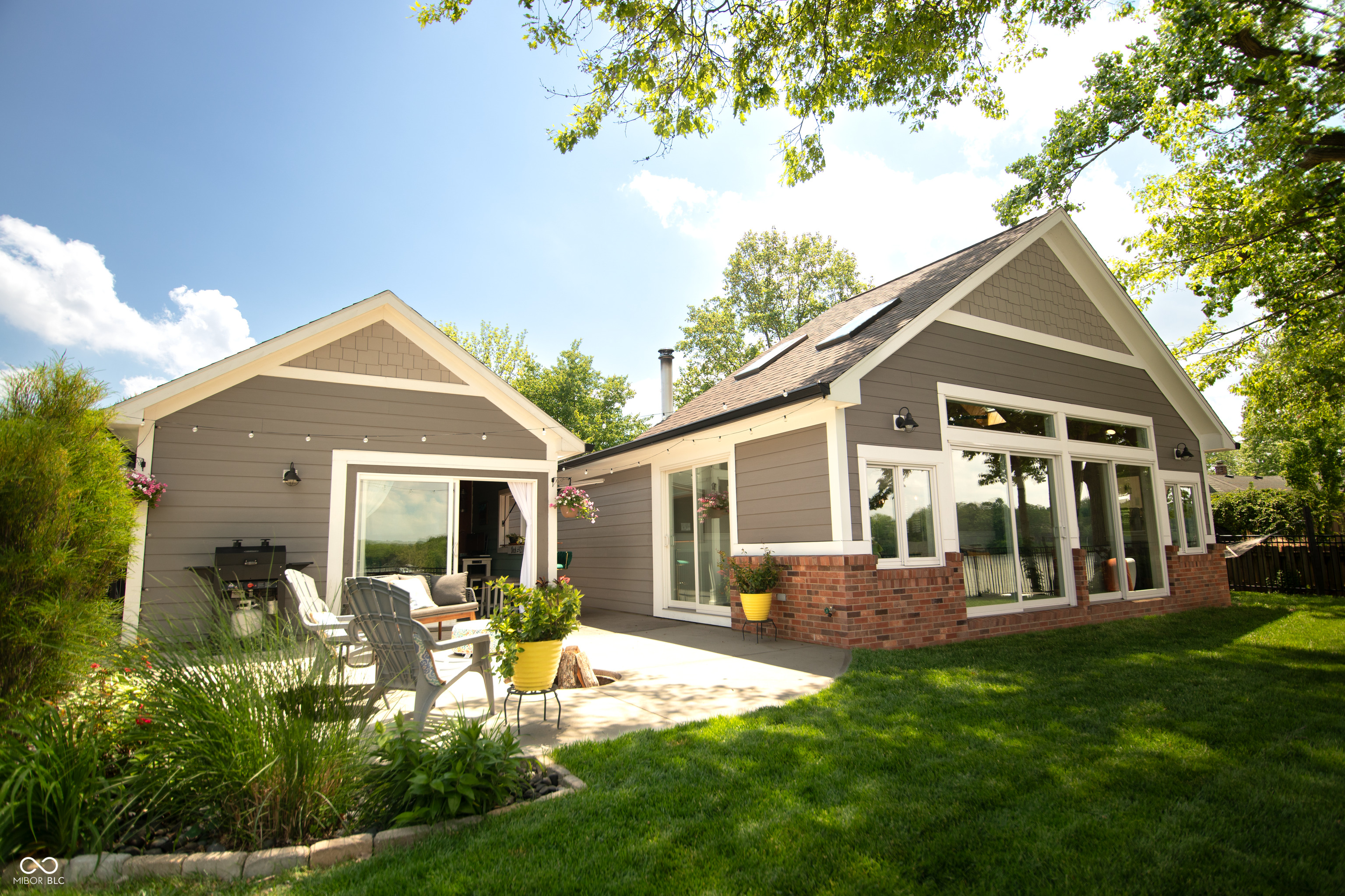 240 Bayview Drive