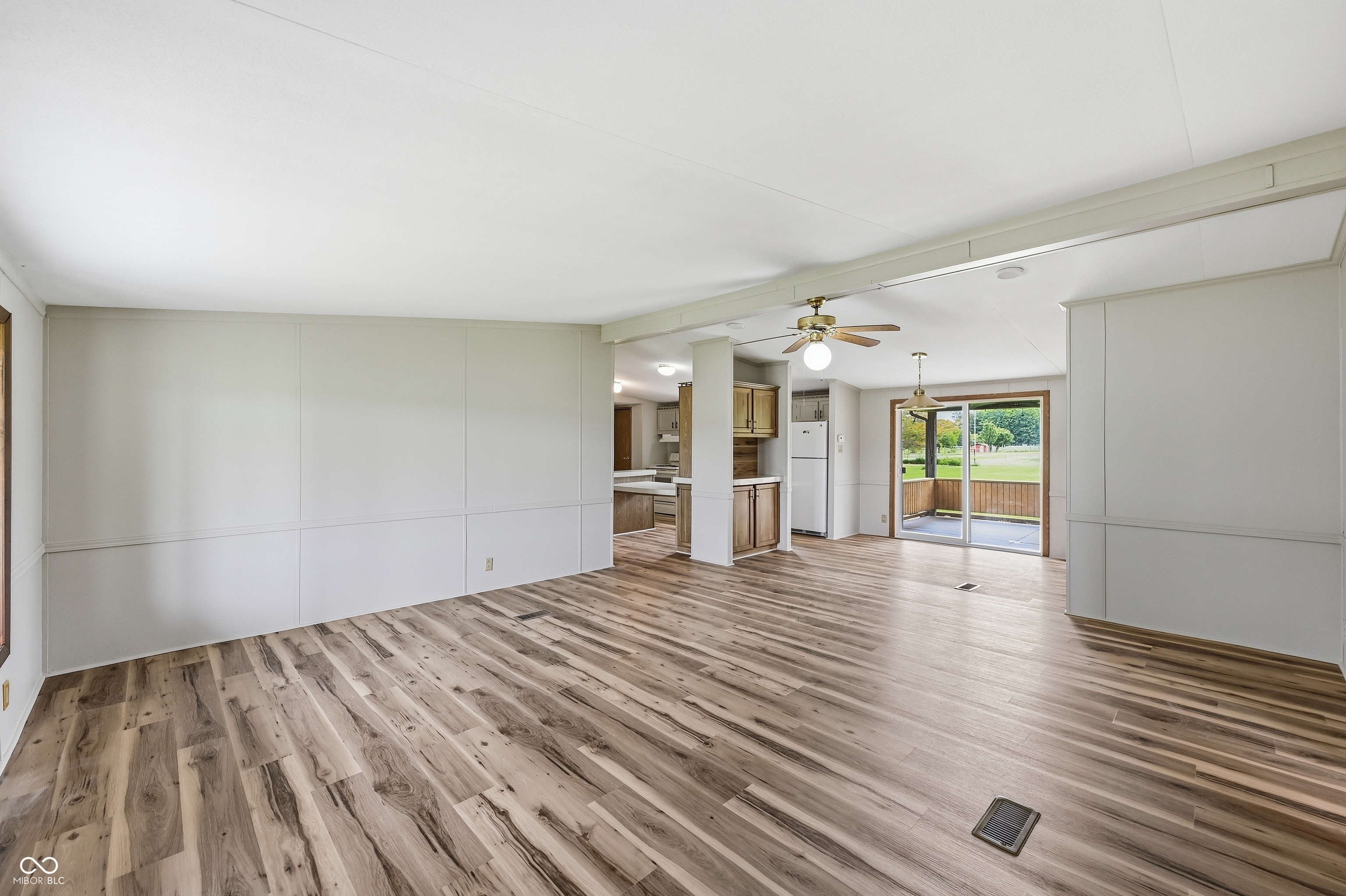 9405 N County Road 150 E