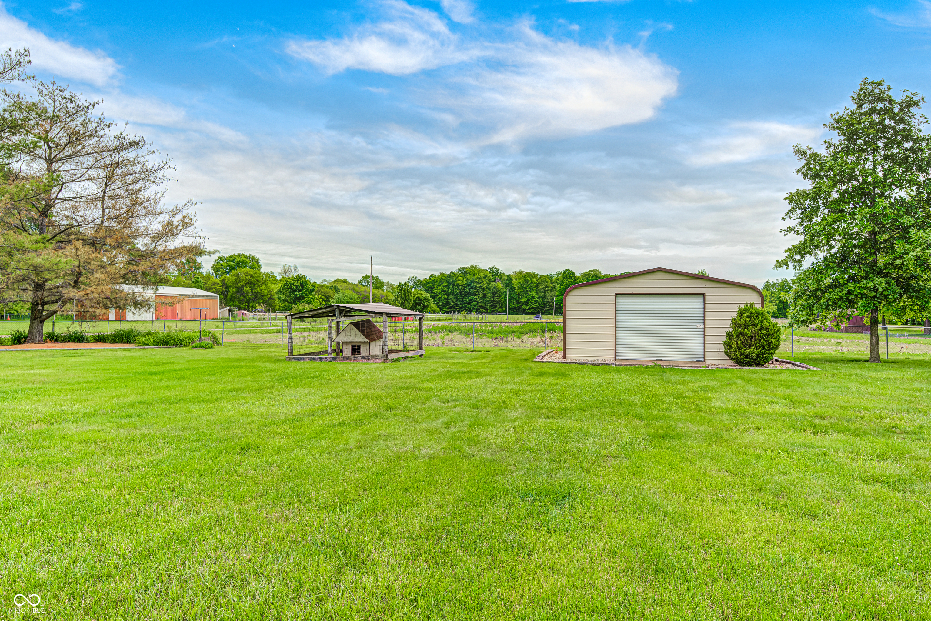 9405 N County Road 150 E