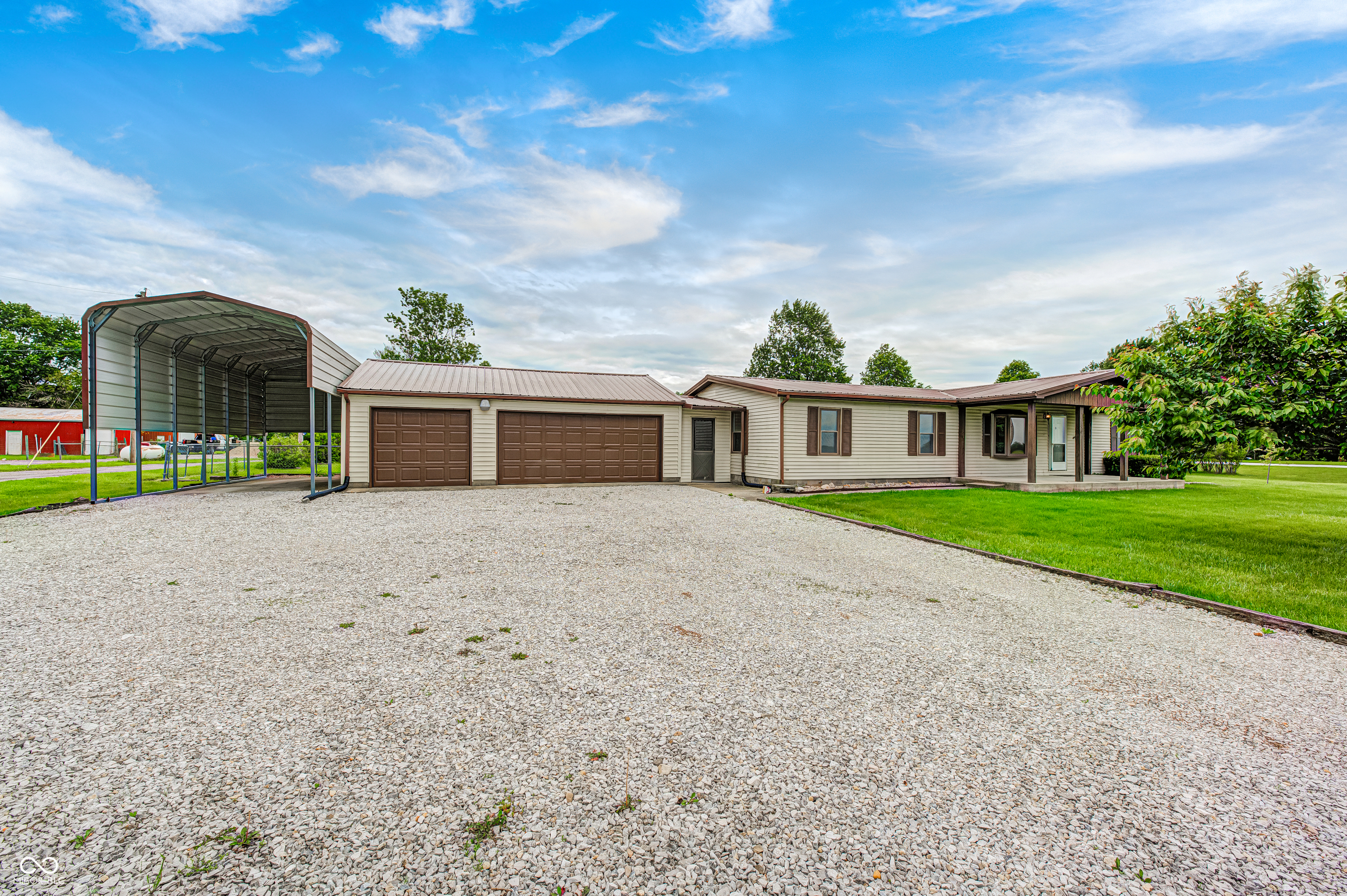 9405 N County Road 150 E