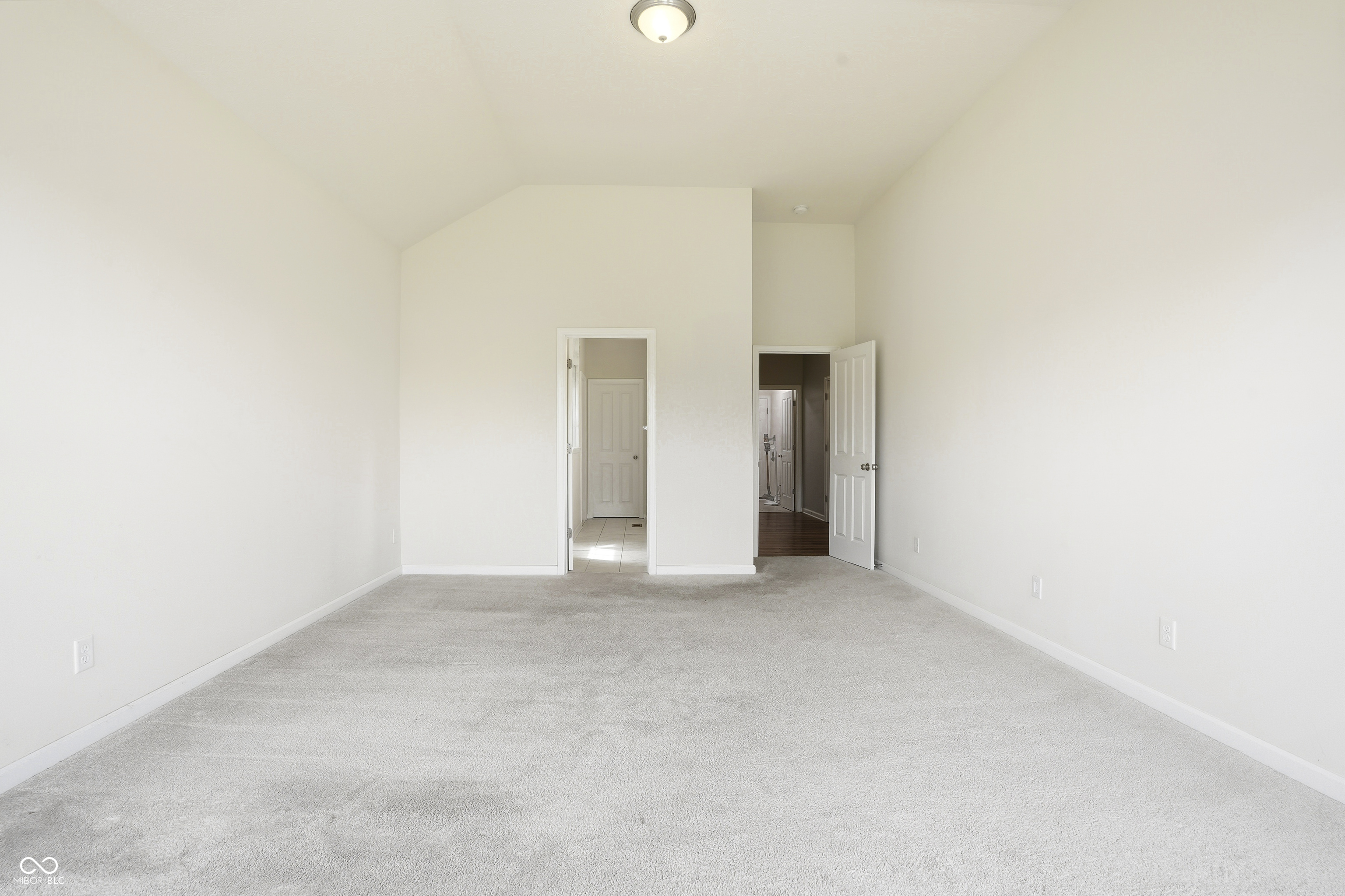 5218 Sweetwater Drive