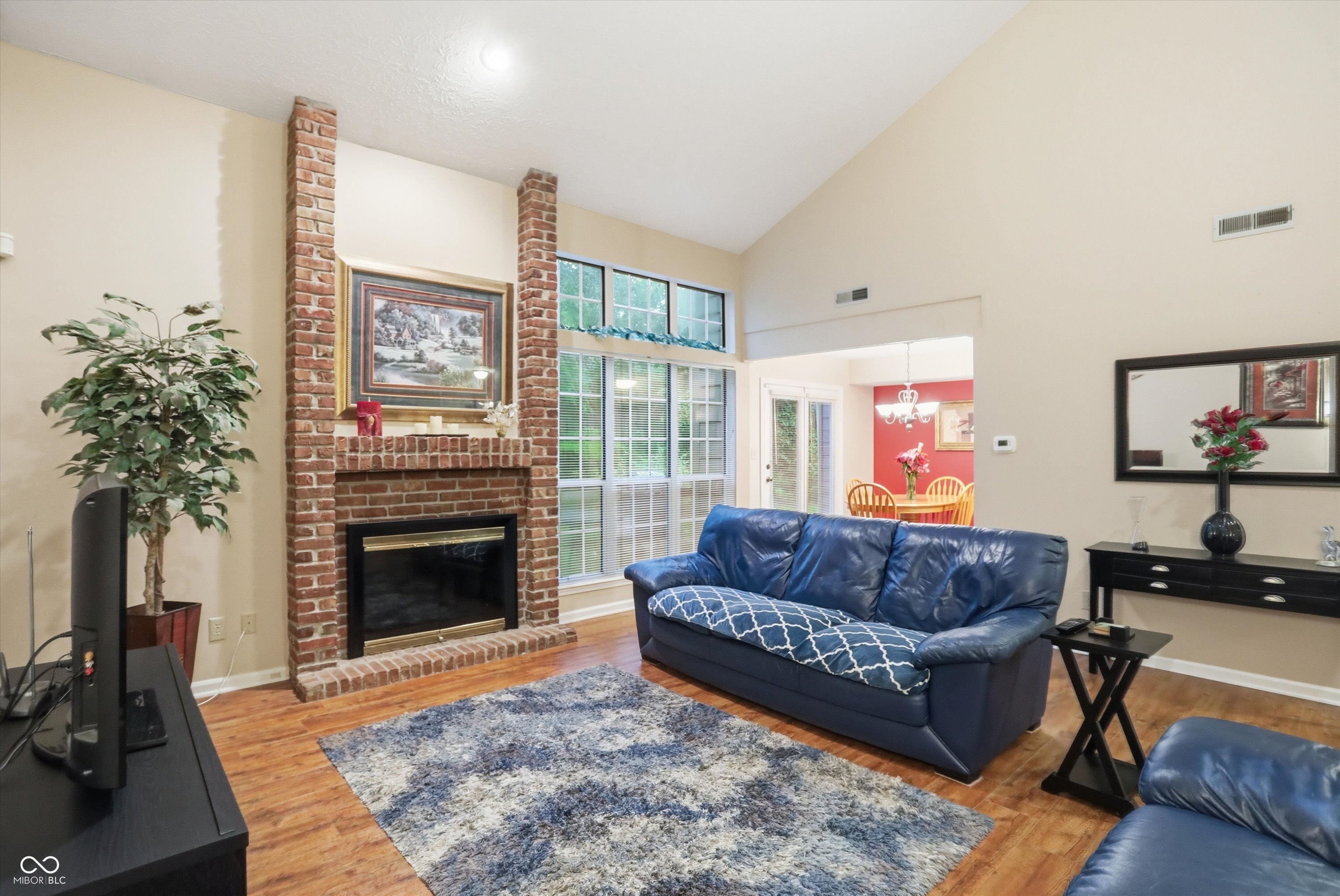 9352 Aberdare Drive