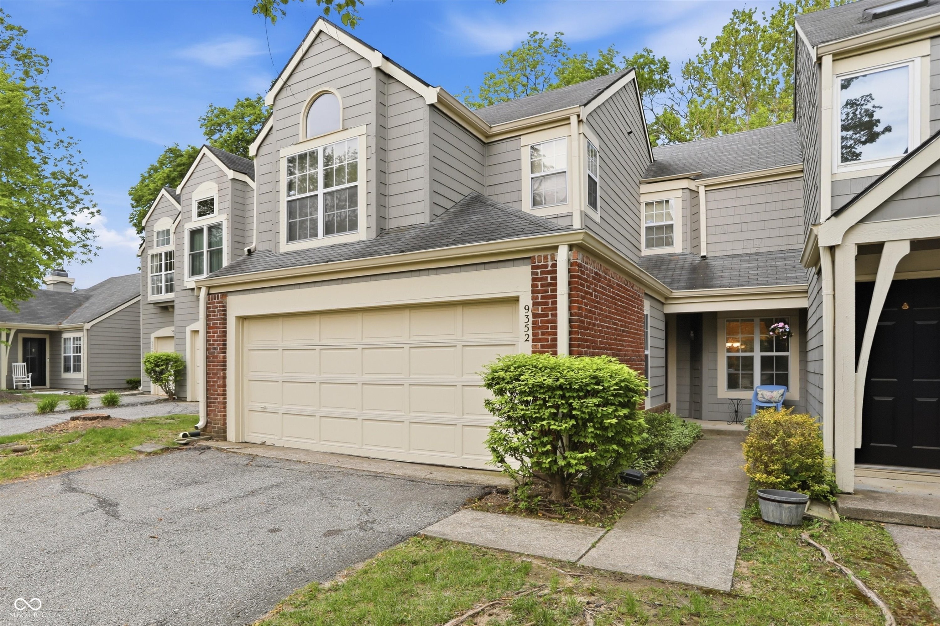 9352 Aberdare Drive
