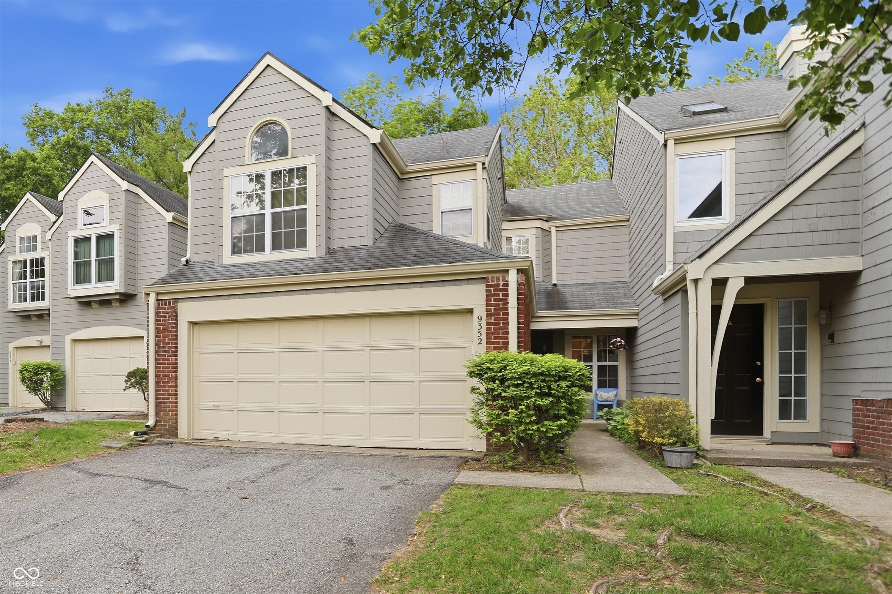 9352 Aberdare Drive