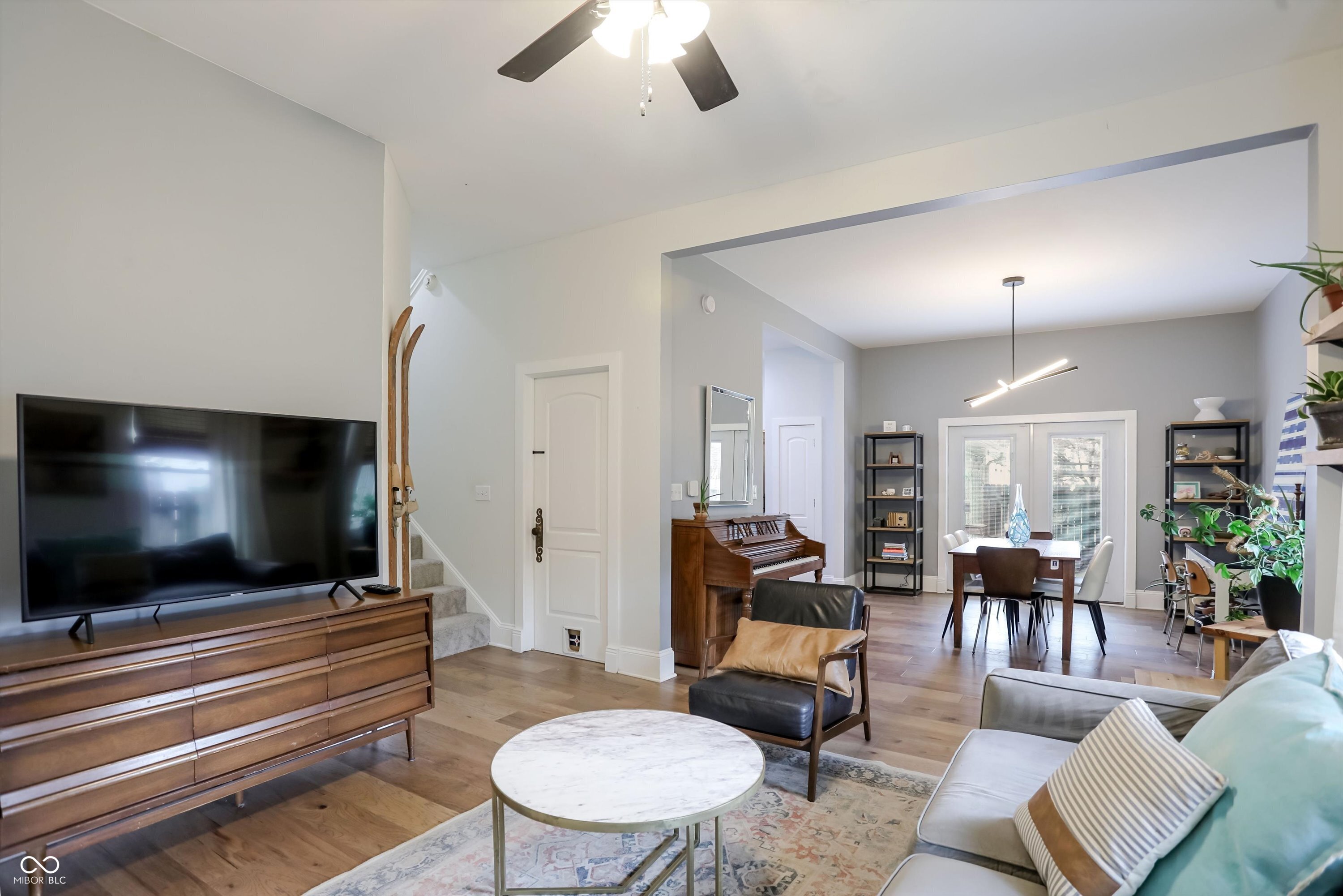 1044 Elm Street