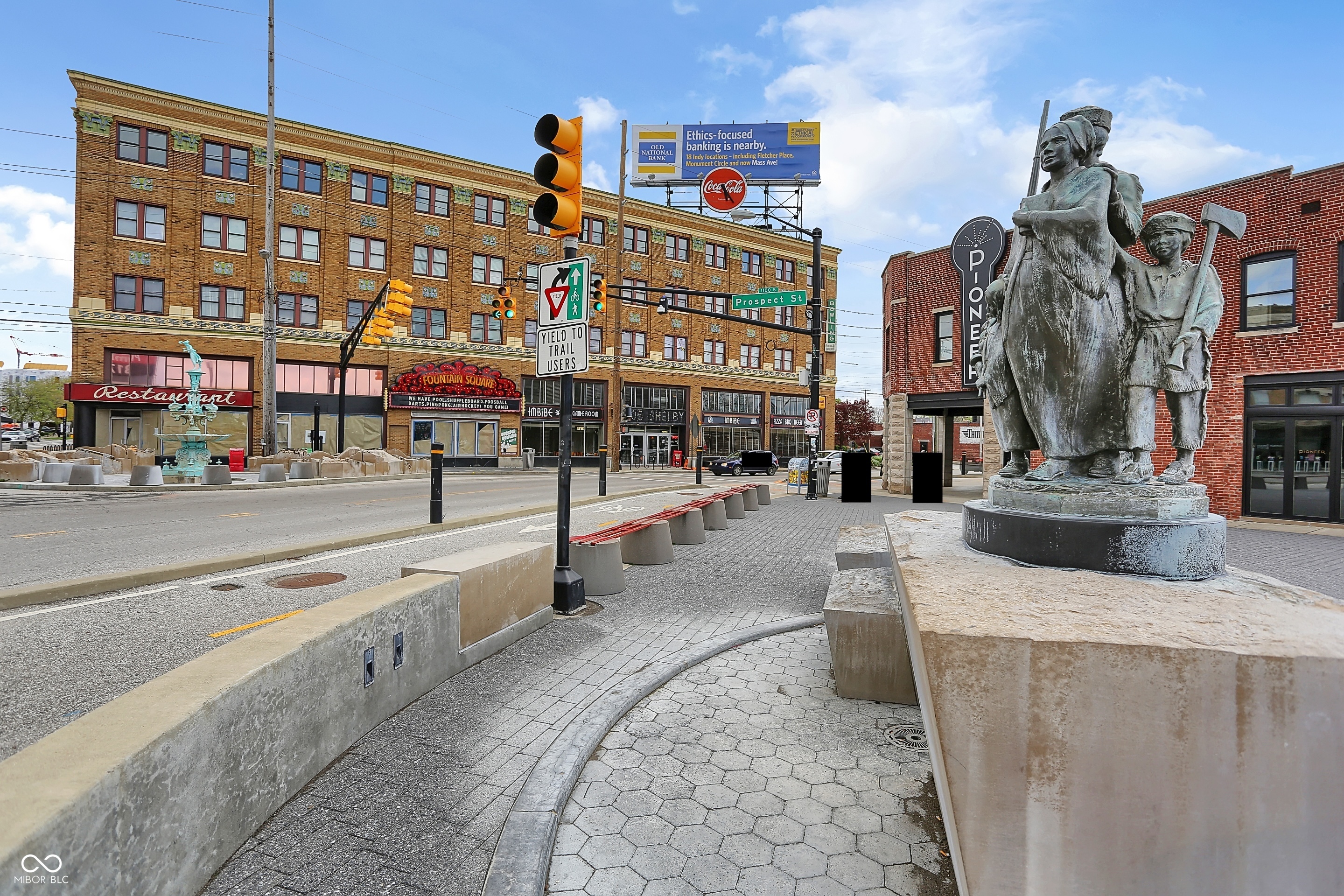 1044 Elm Street