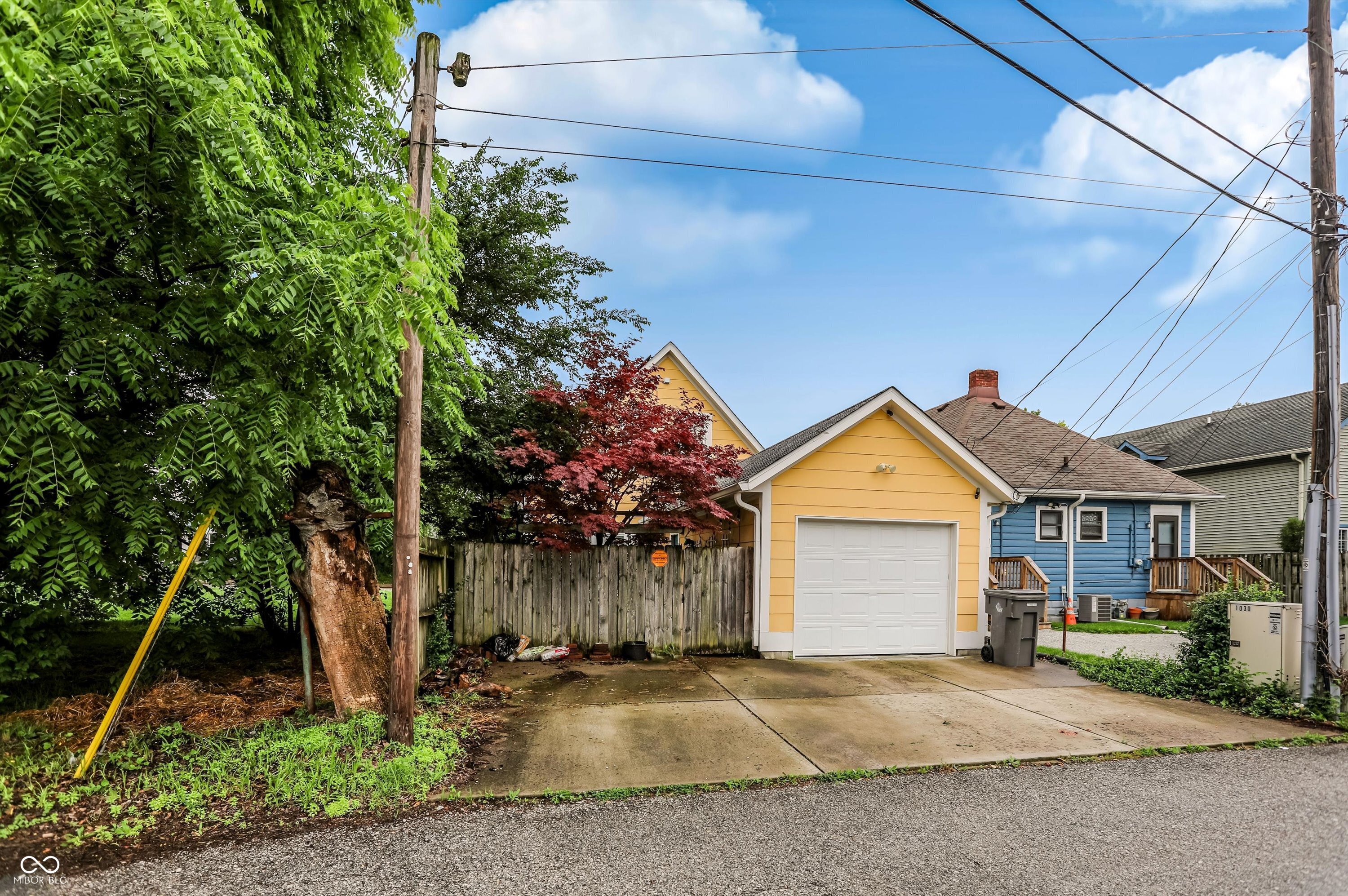 1044 Elm Street