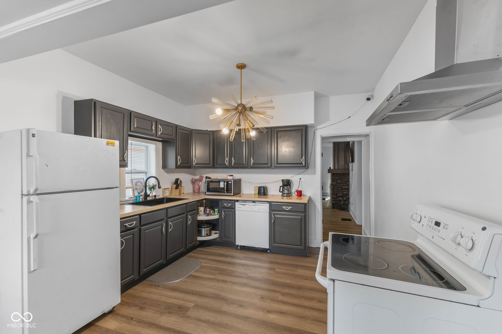 805 N Euclid Avenue