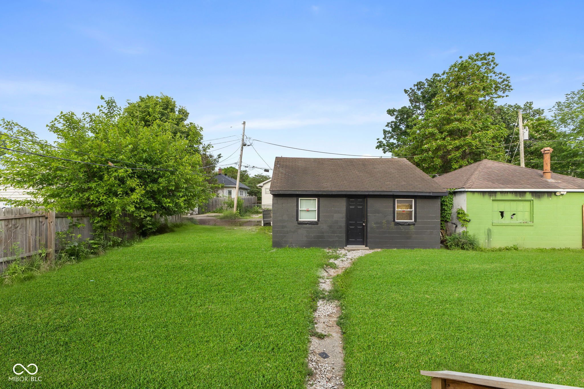 805 N Euclid Avenue