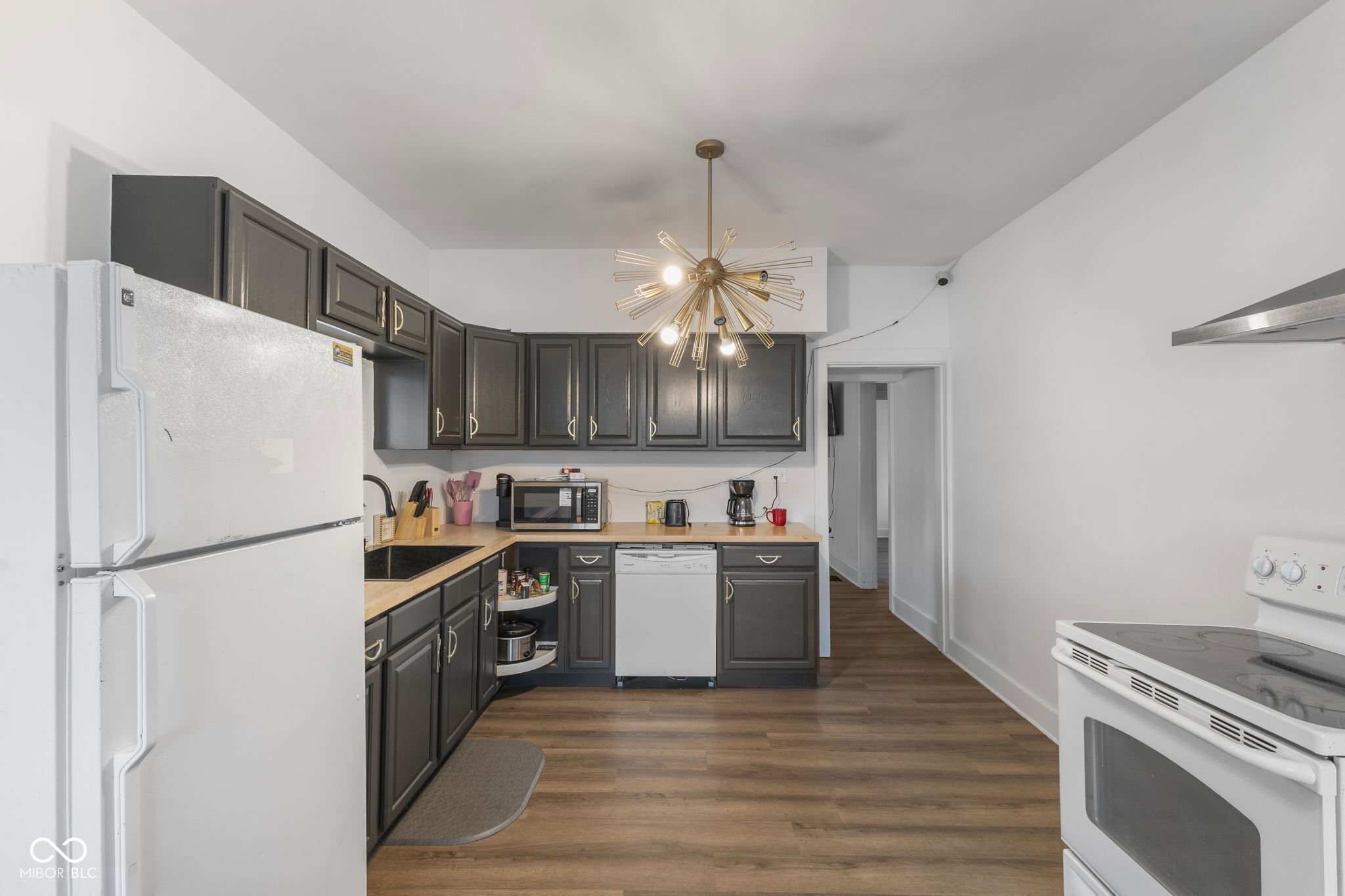 805 N Euclid Avenue