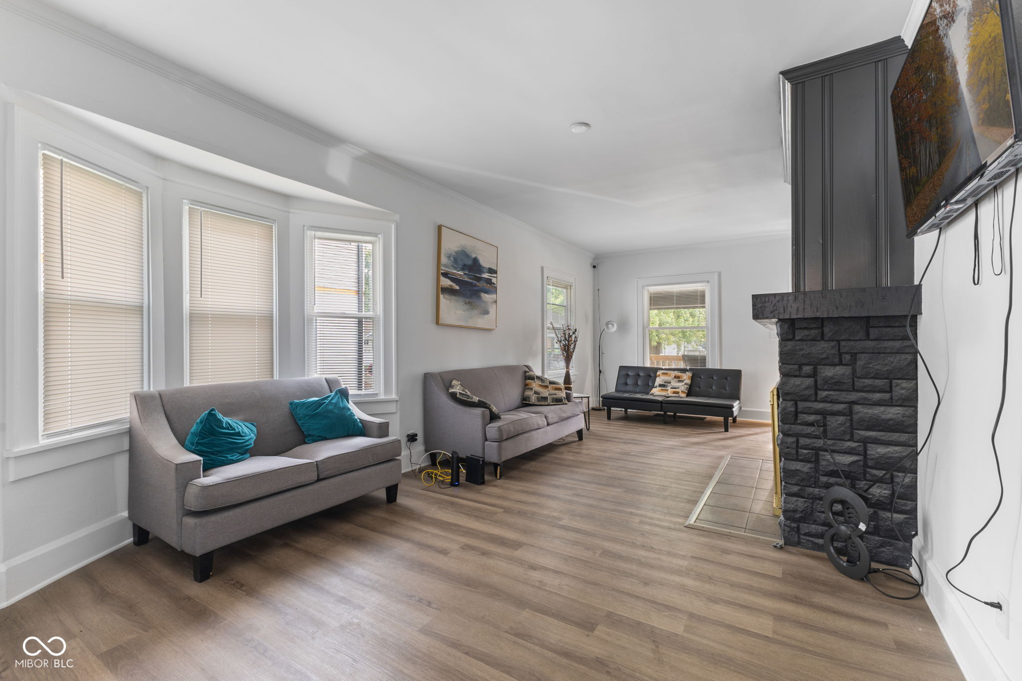 805 N Euclid Avenue
