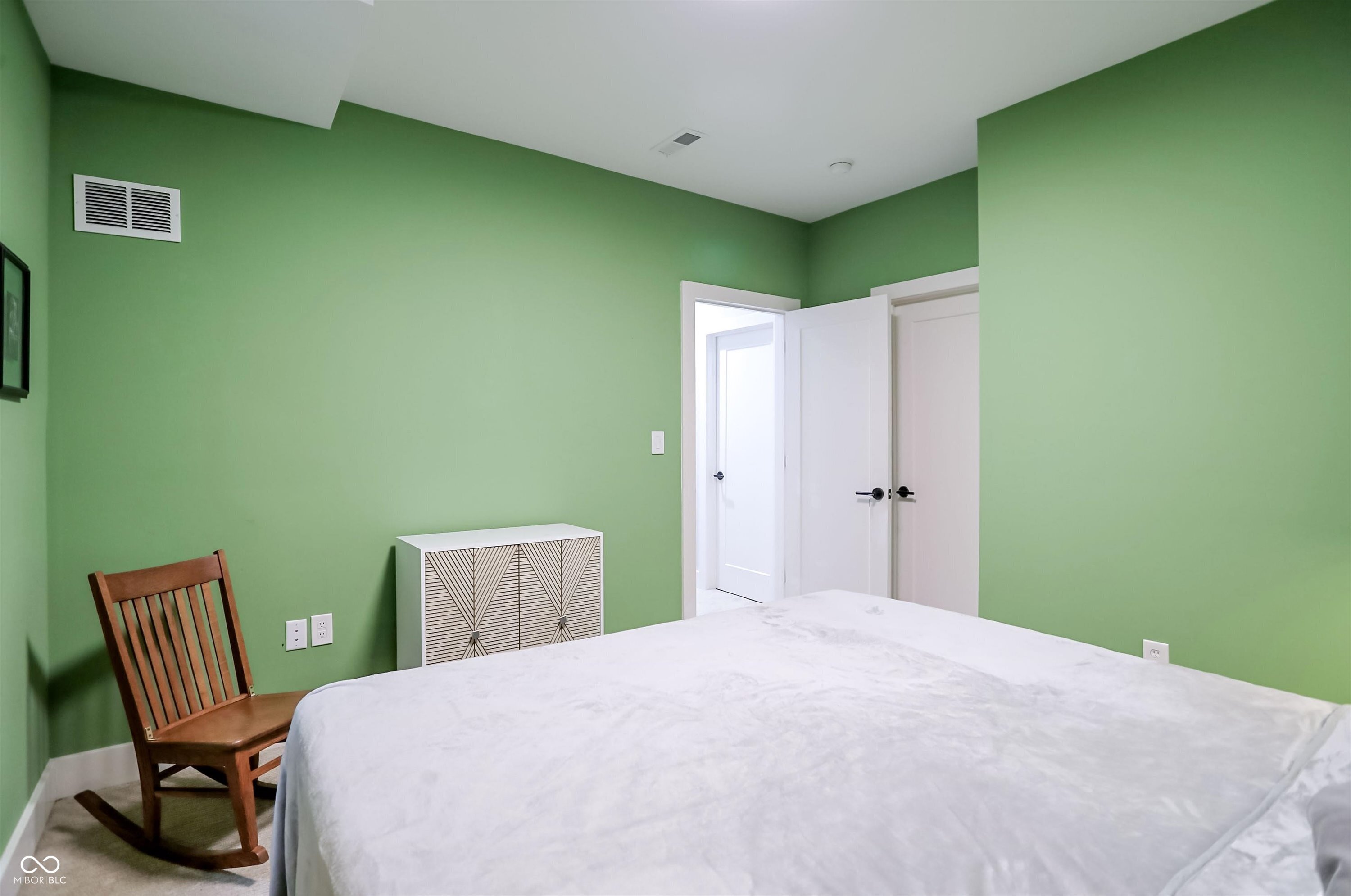 52 Central Greens Boulevard