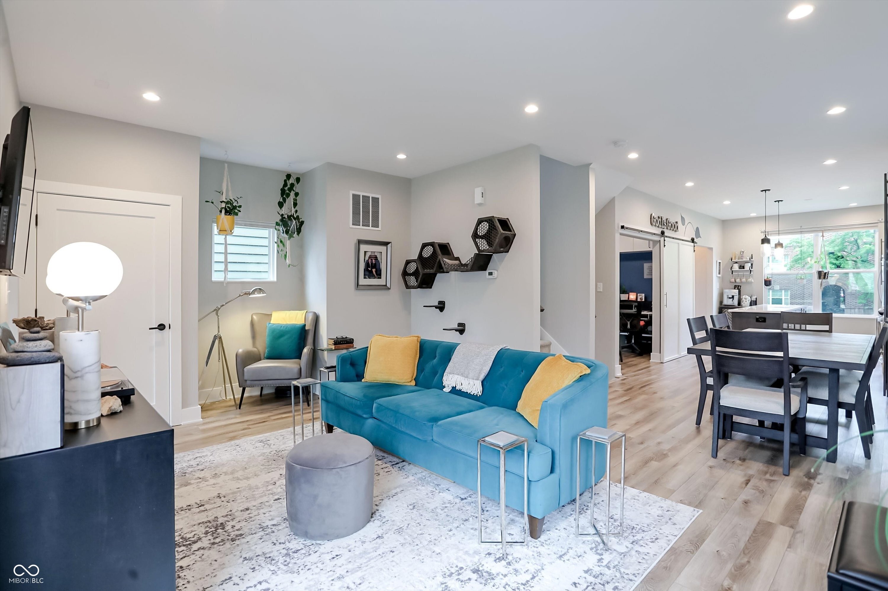 52 Central Greens Boulevard