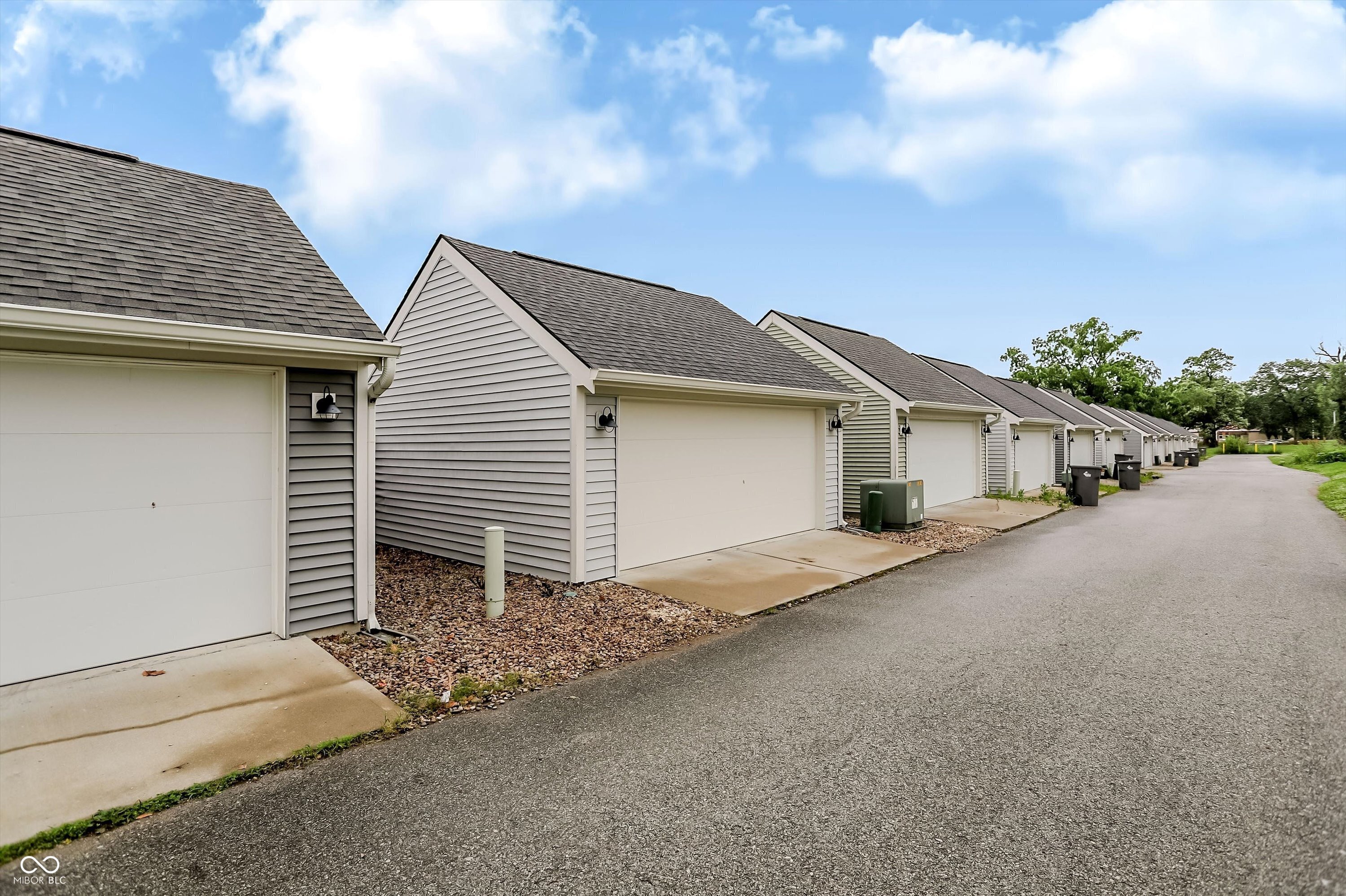 52 Central Greens Boulevard