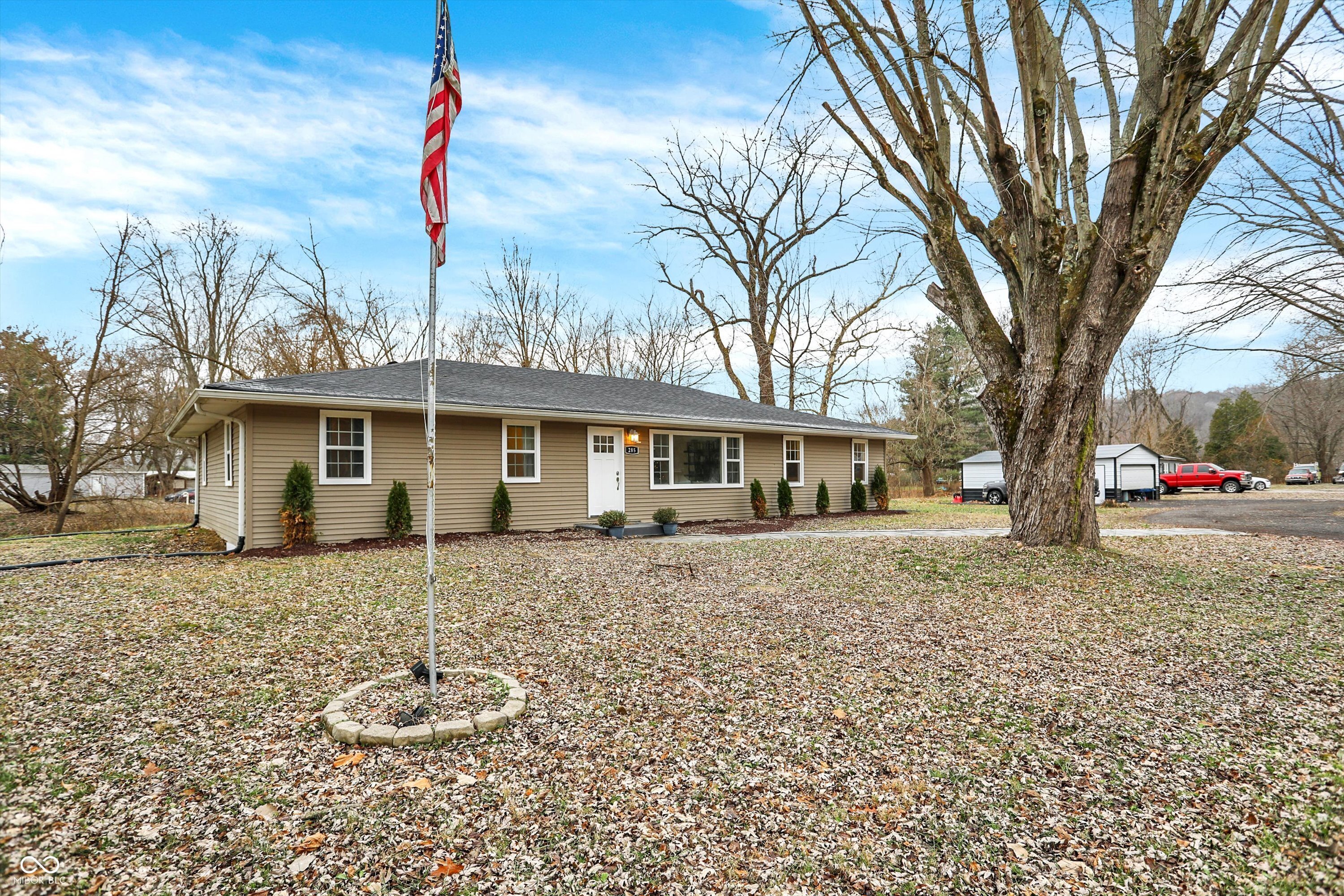 285 Robb Hill Road