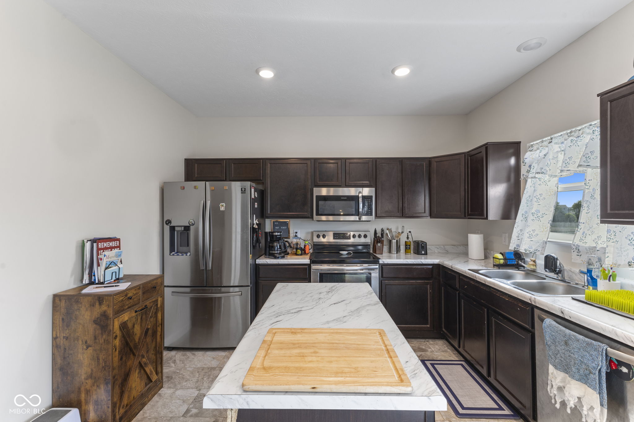 4218 Ashworth Lane