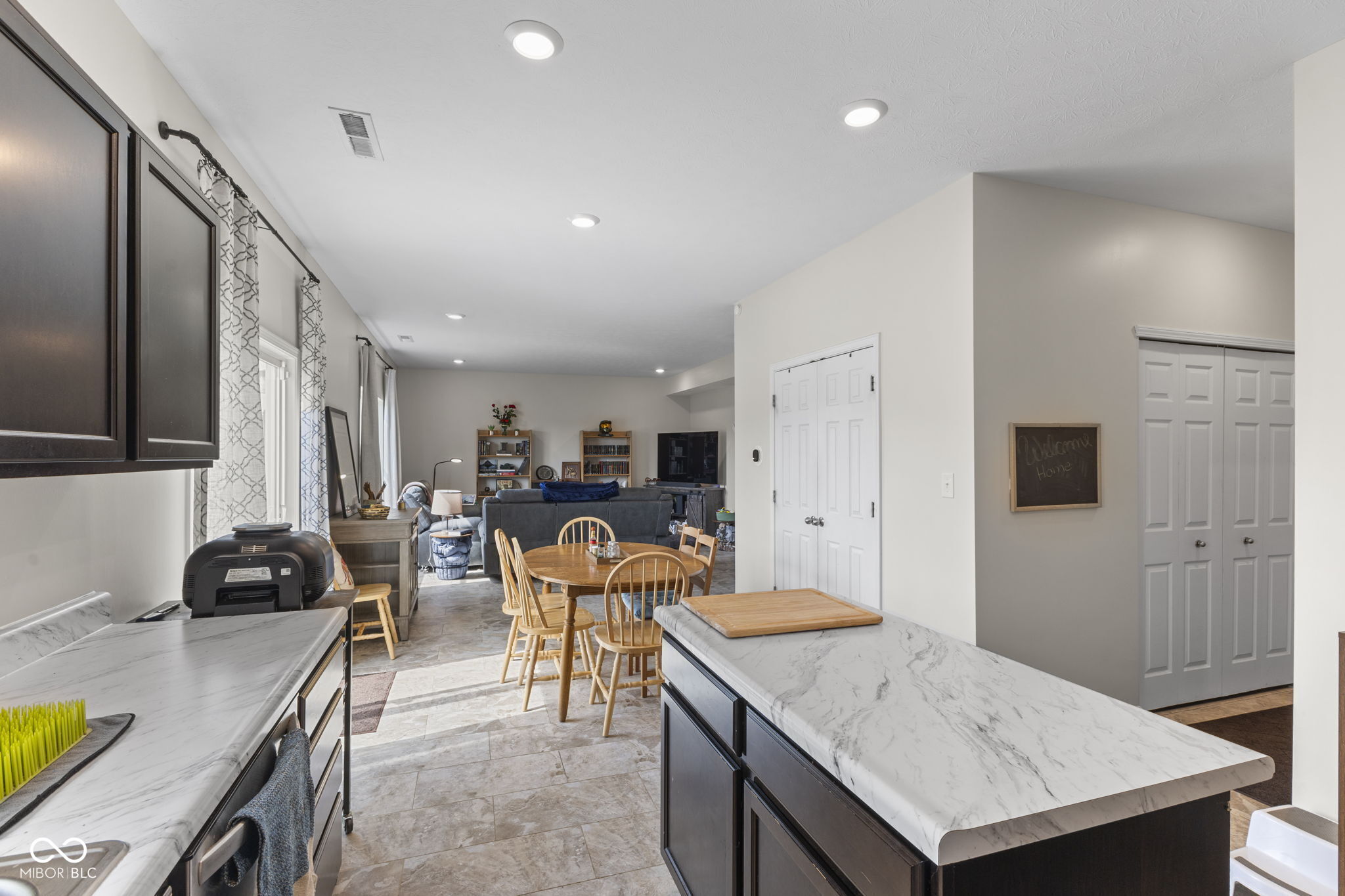 4218 Ashworth Lane