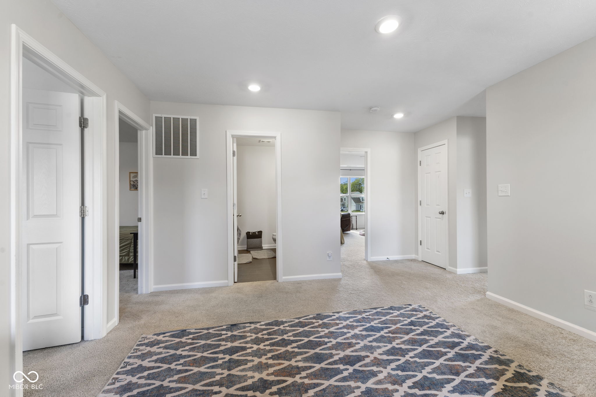 4218 Ashworth Lane
