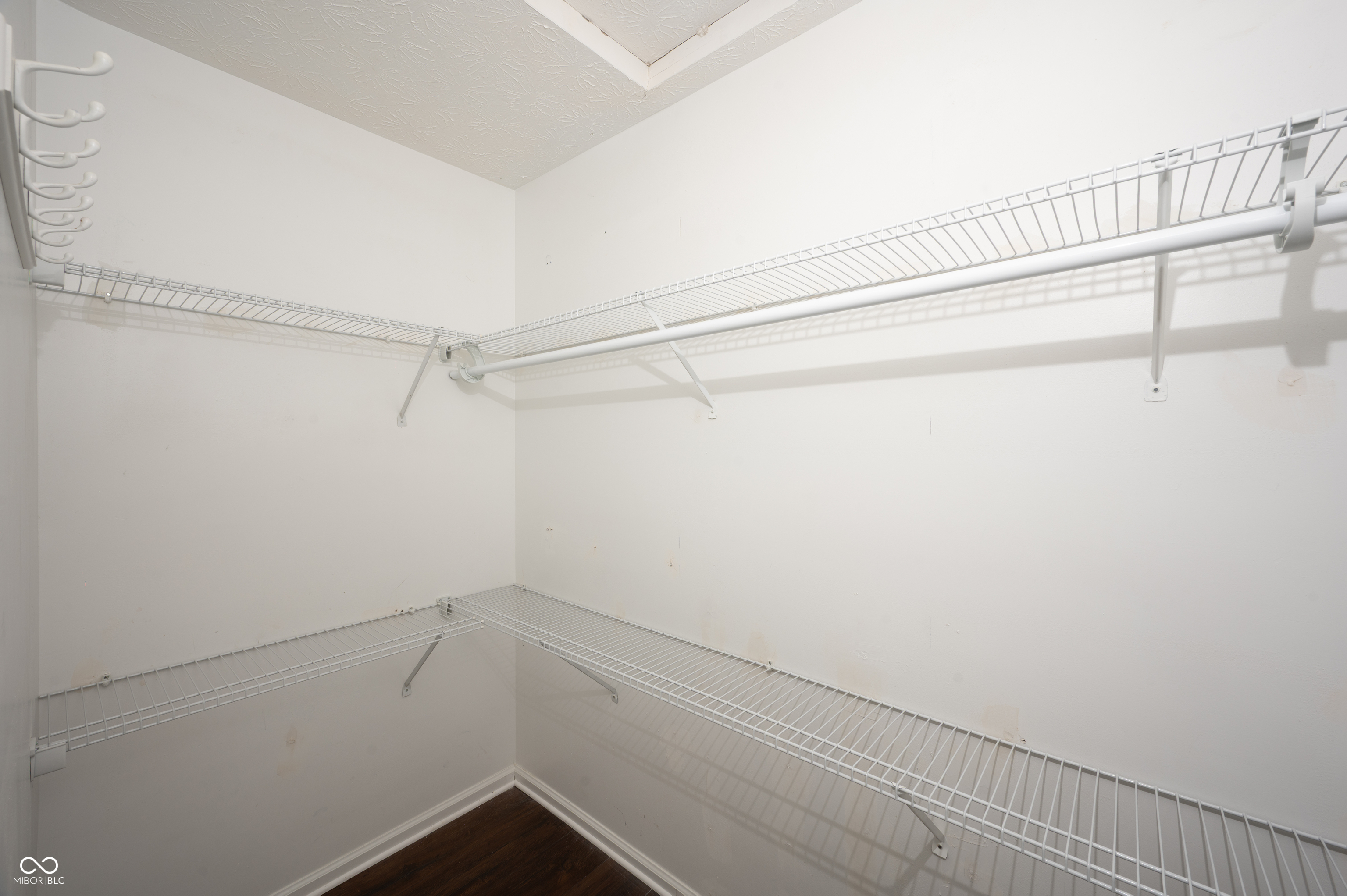 10194 Buell Drive