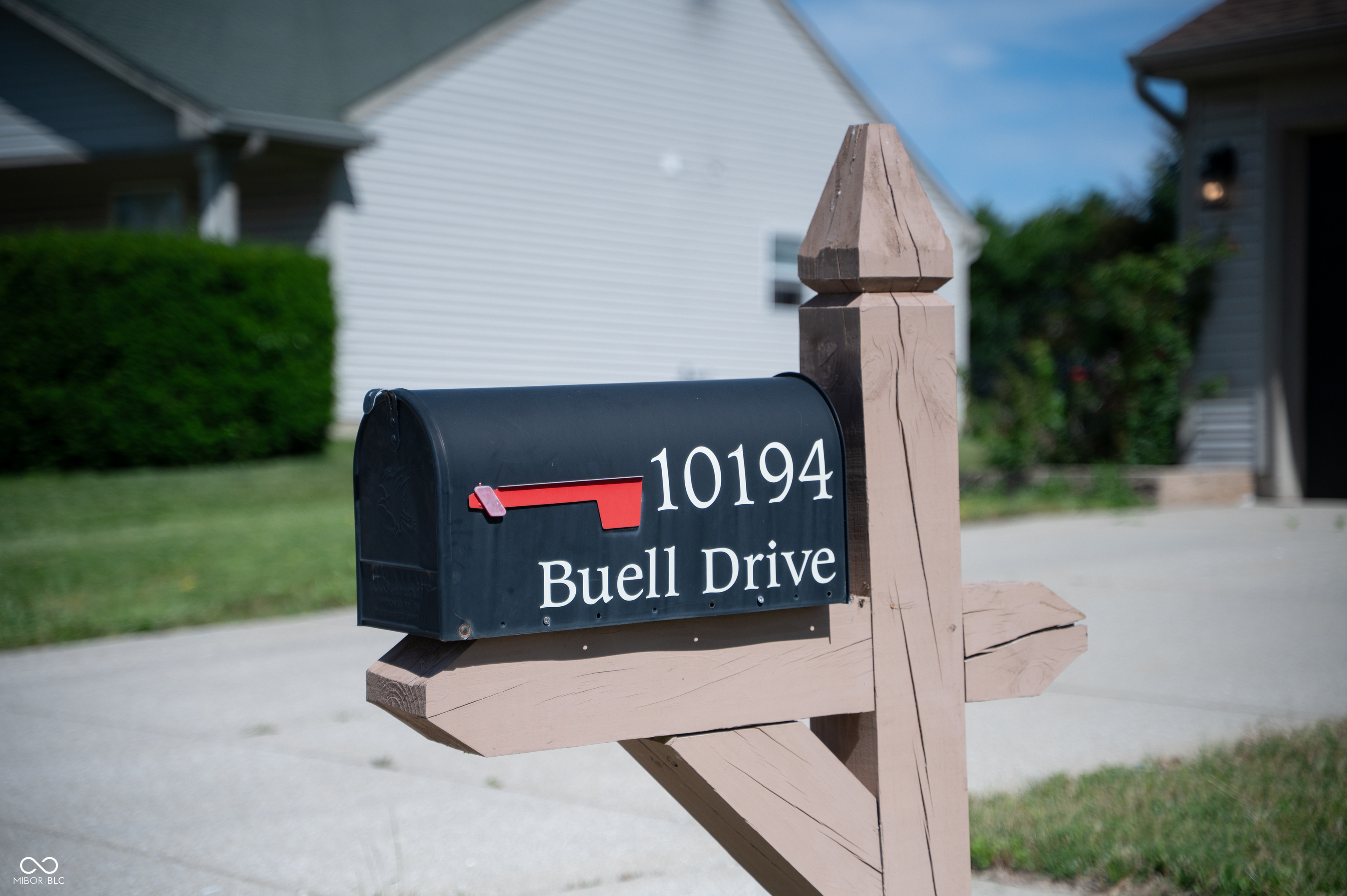 10194 Buell Drive