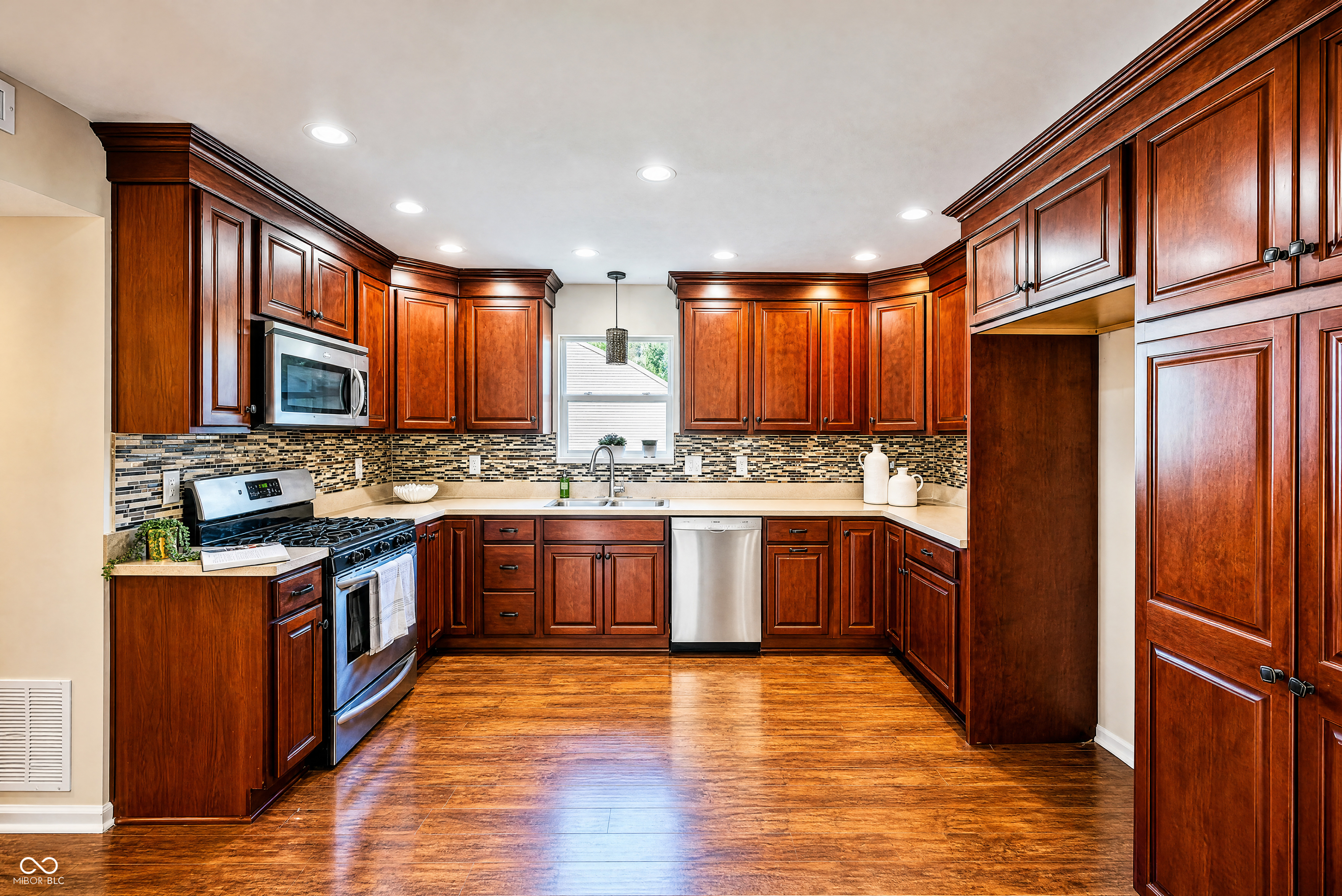 10194 Buell Drive
