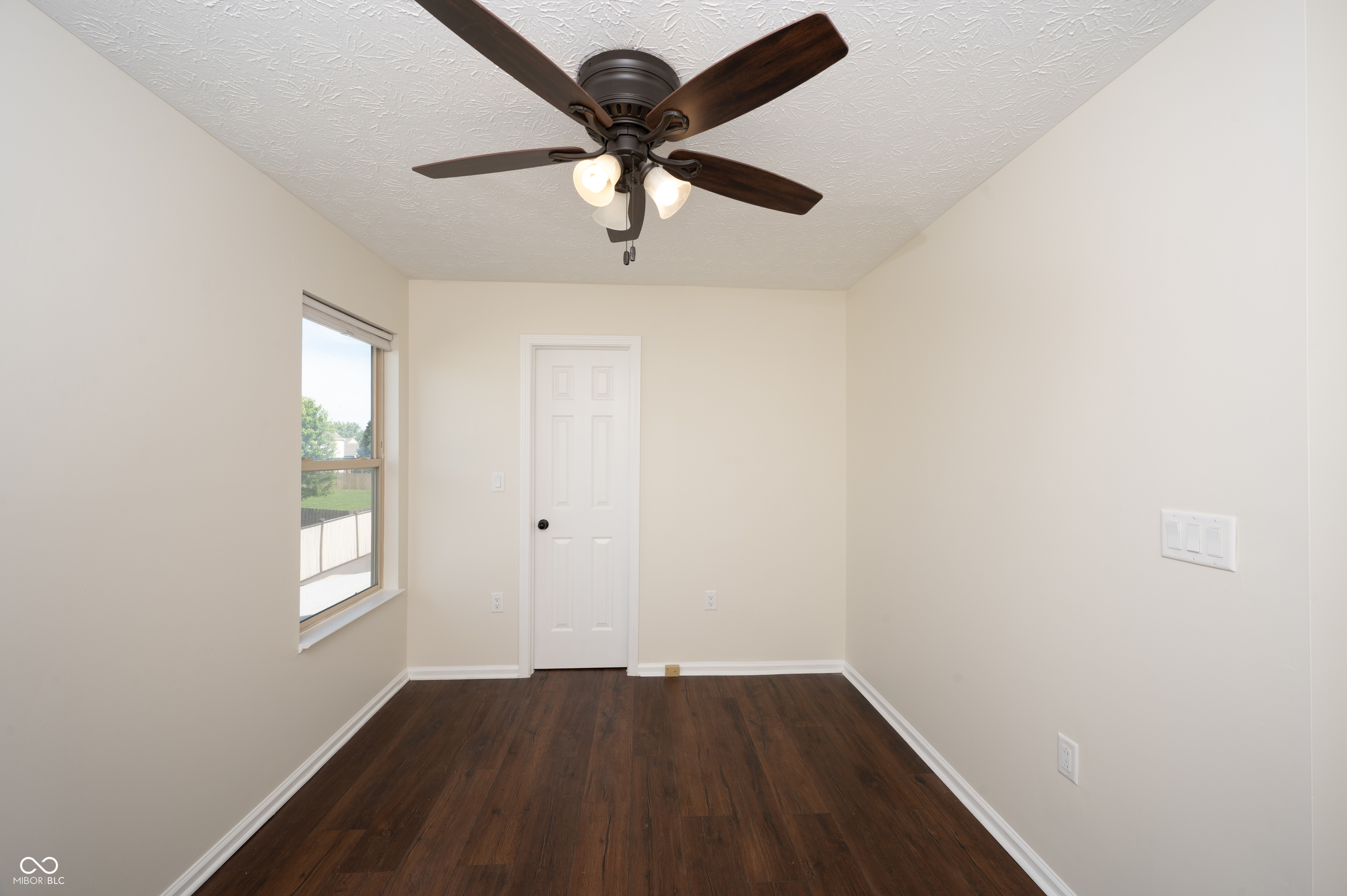 10194 Buell Drive