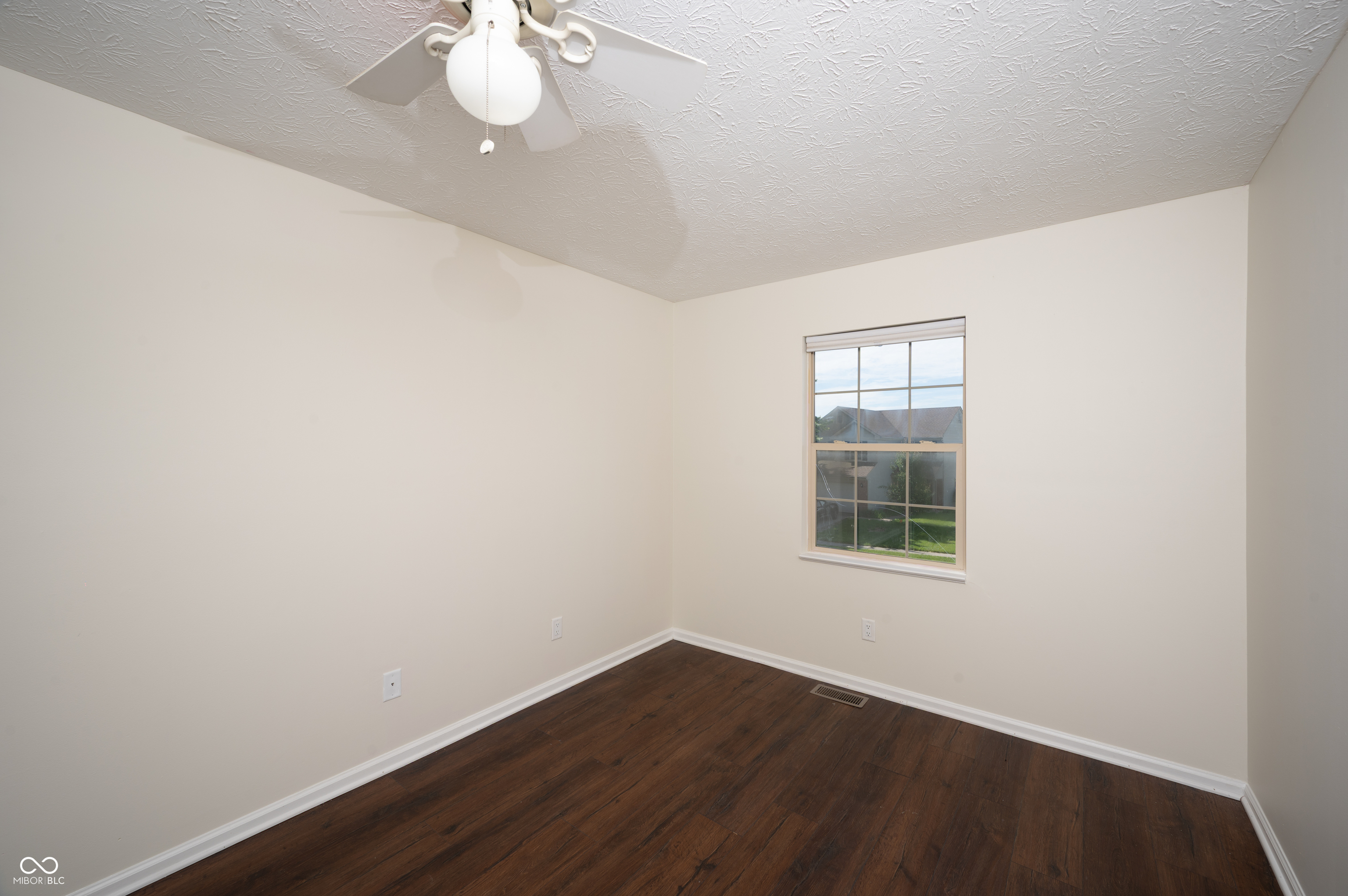 10194 Buell Drive