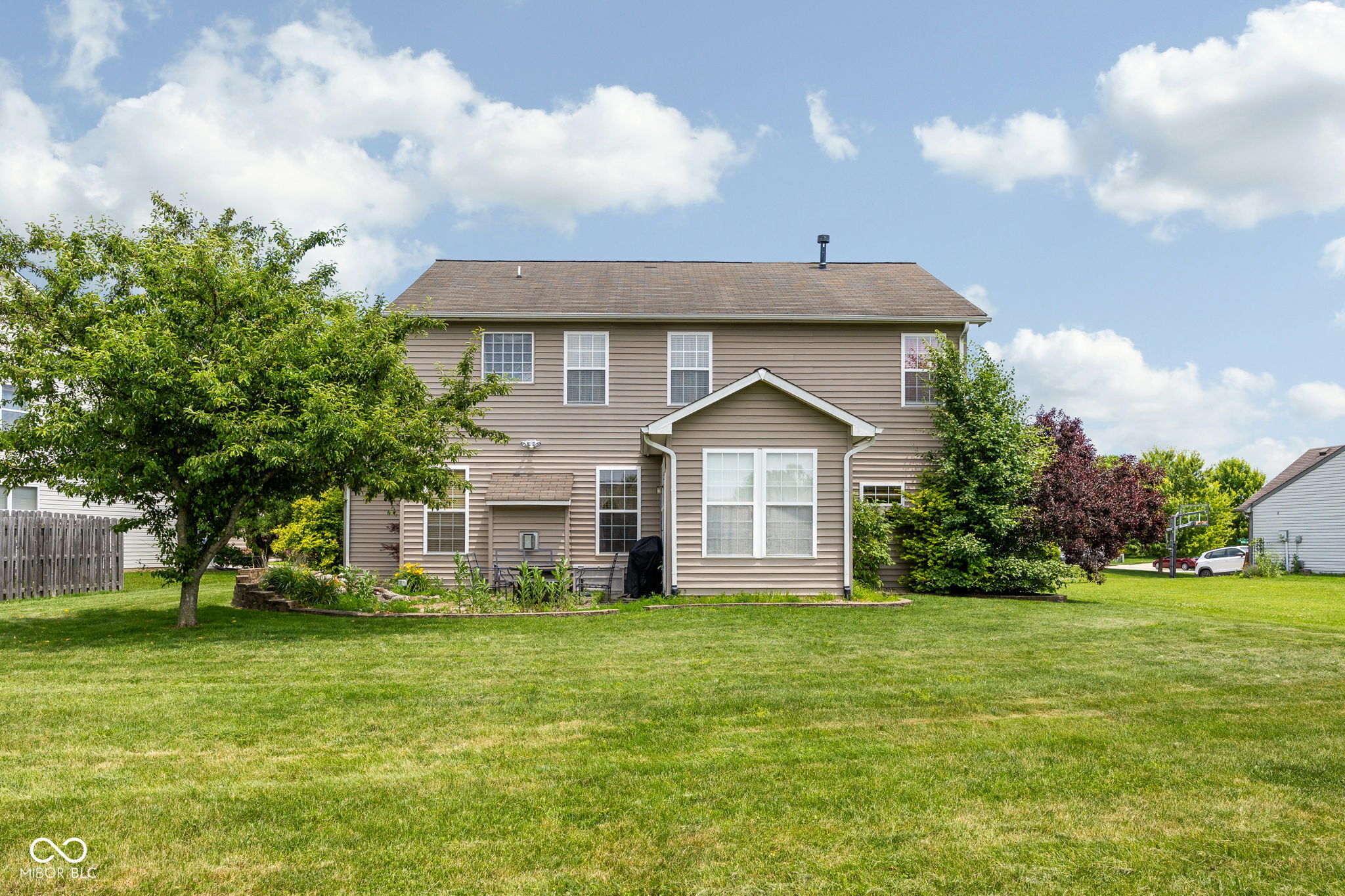 5836 Monticello Square Lane