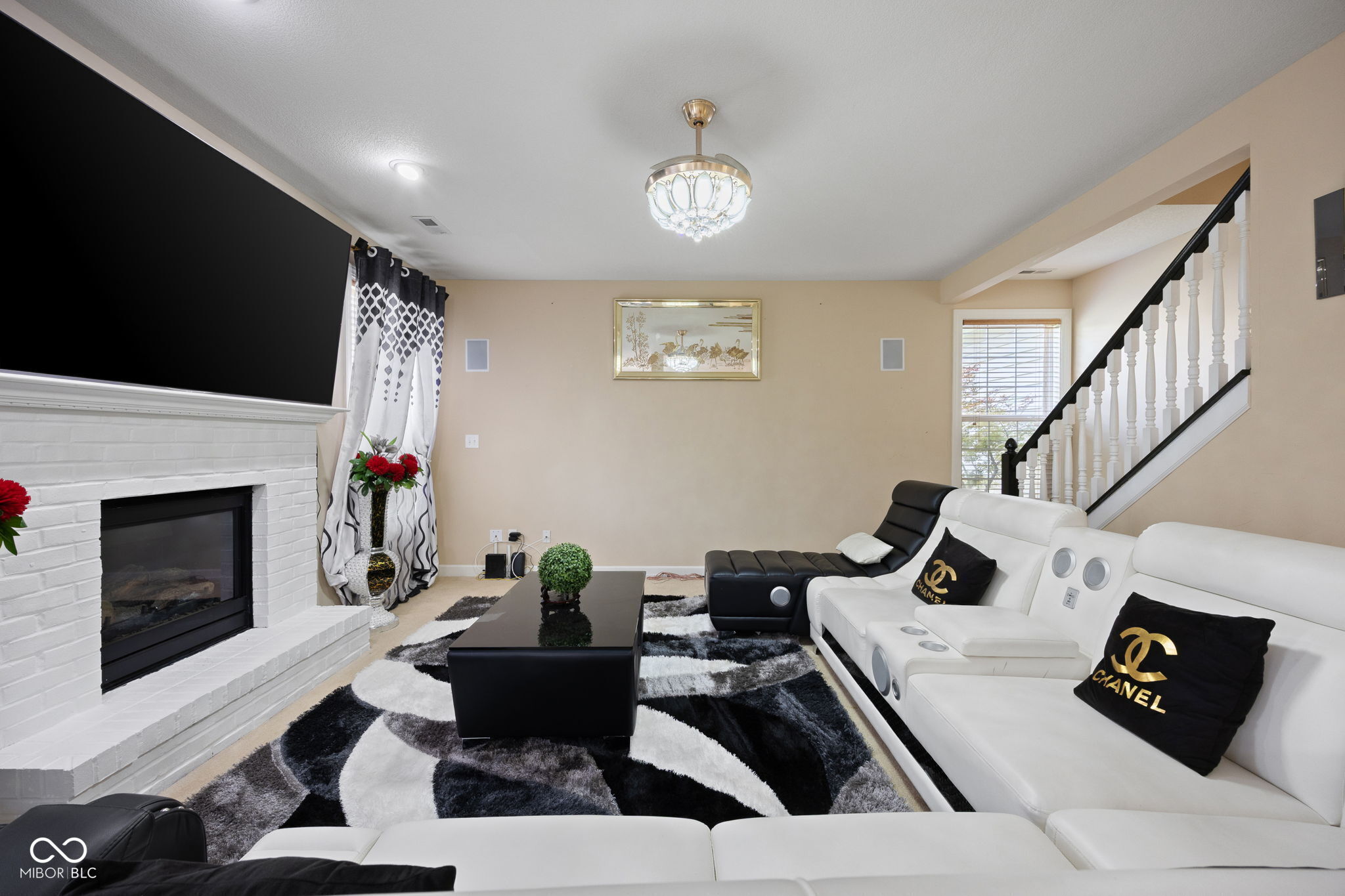 5836 Monticello Square Lane