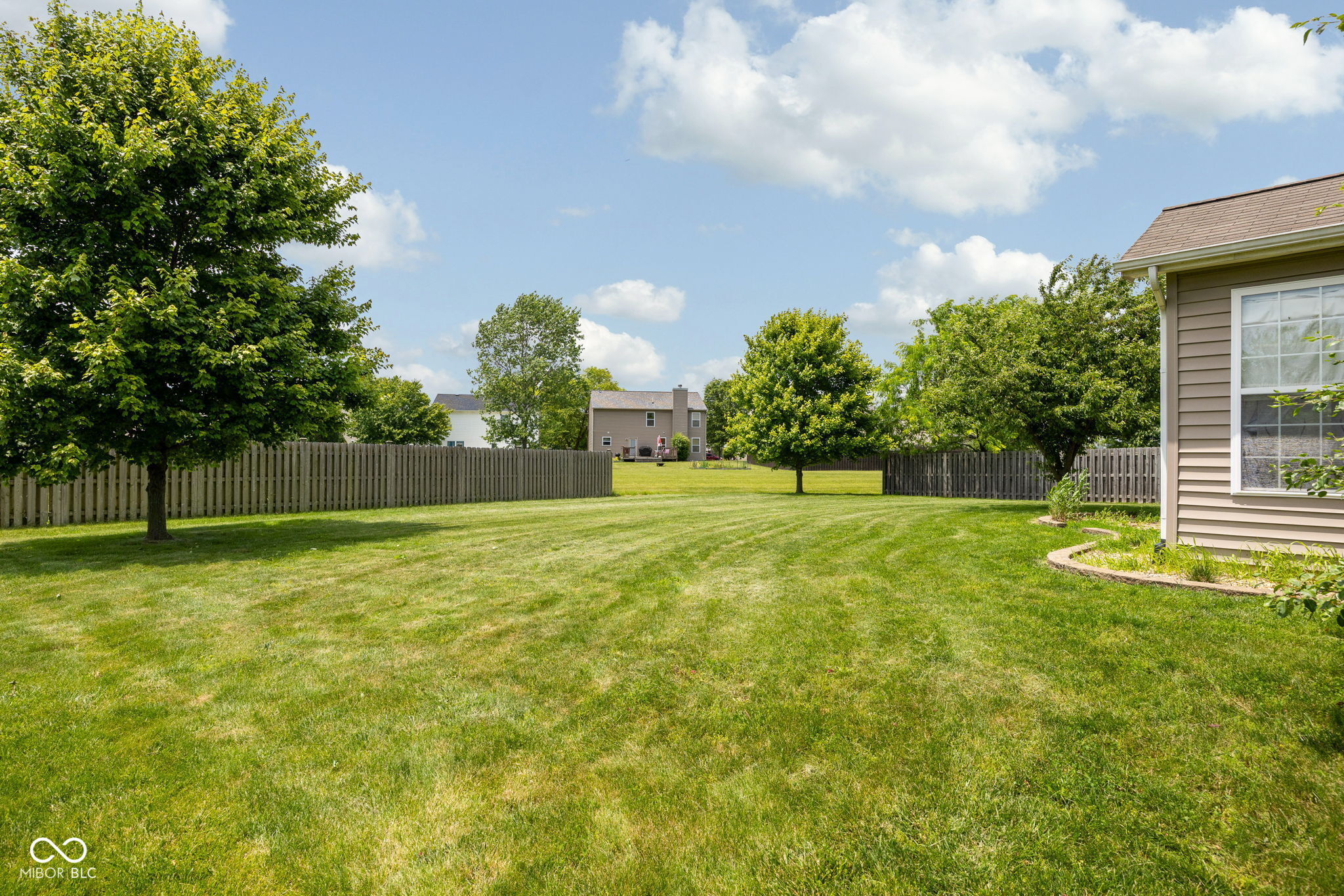 5836 Monticello Square Lane