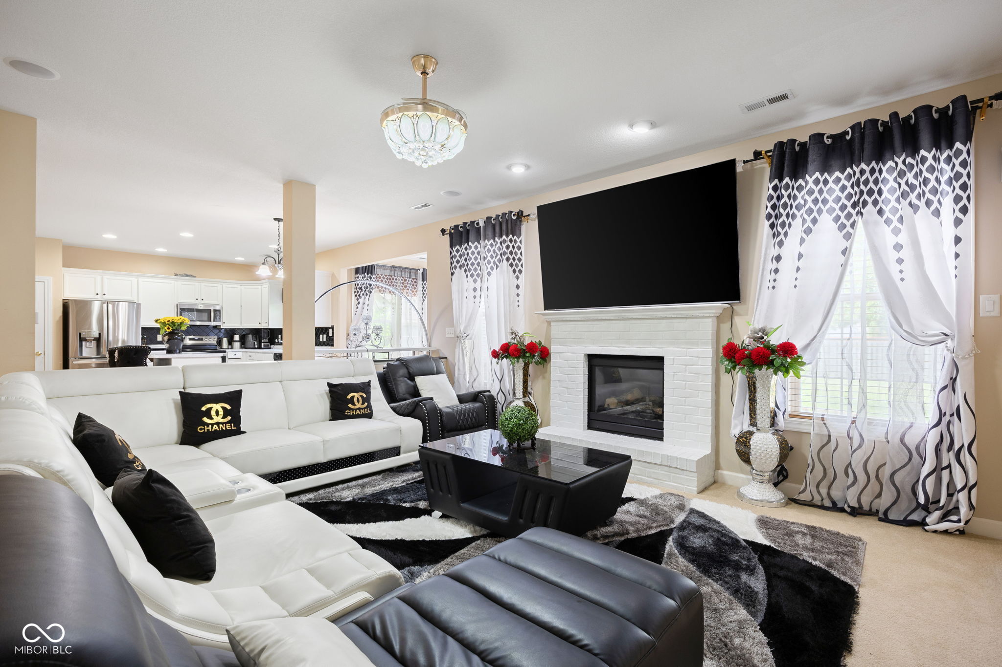 5836 Monticello Square Lane