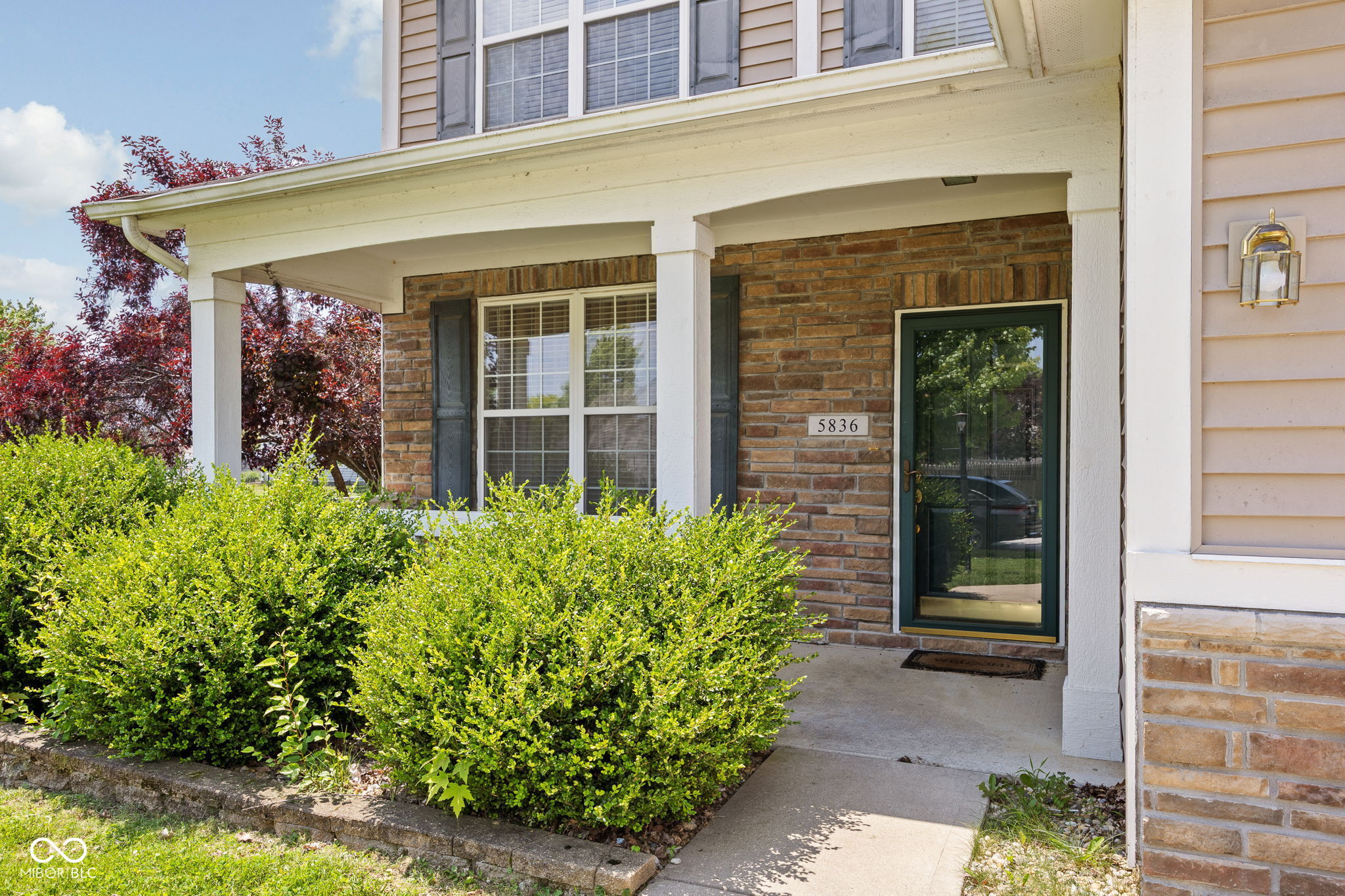 5836 Monticello Square Lane