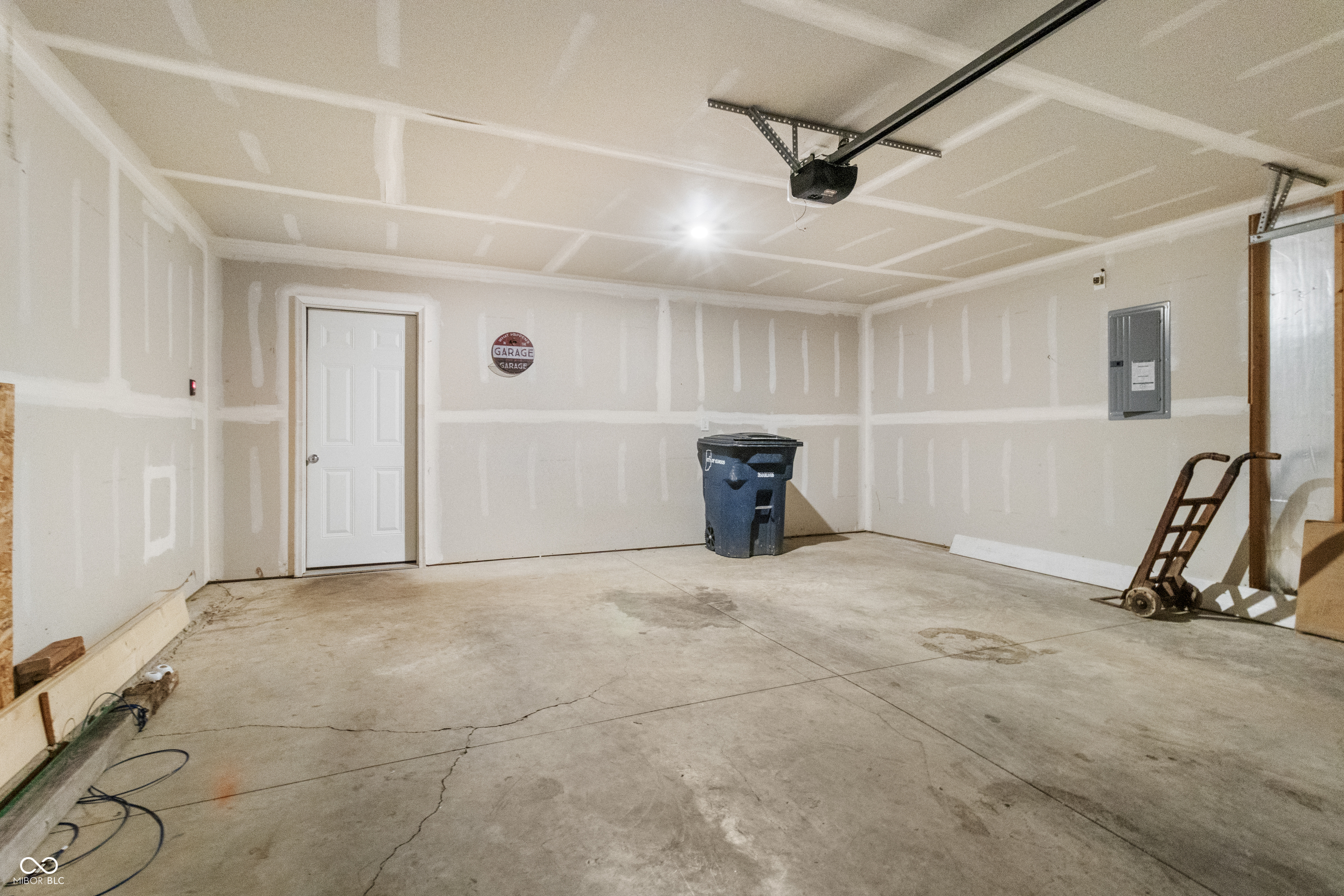 800 N 16th Street