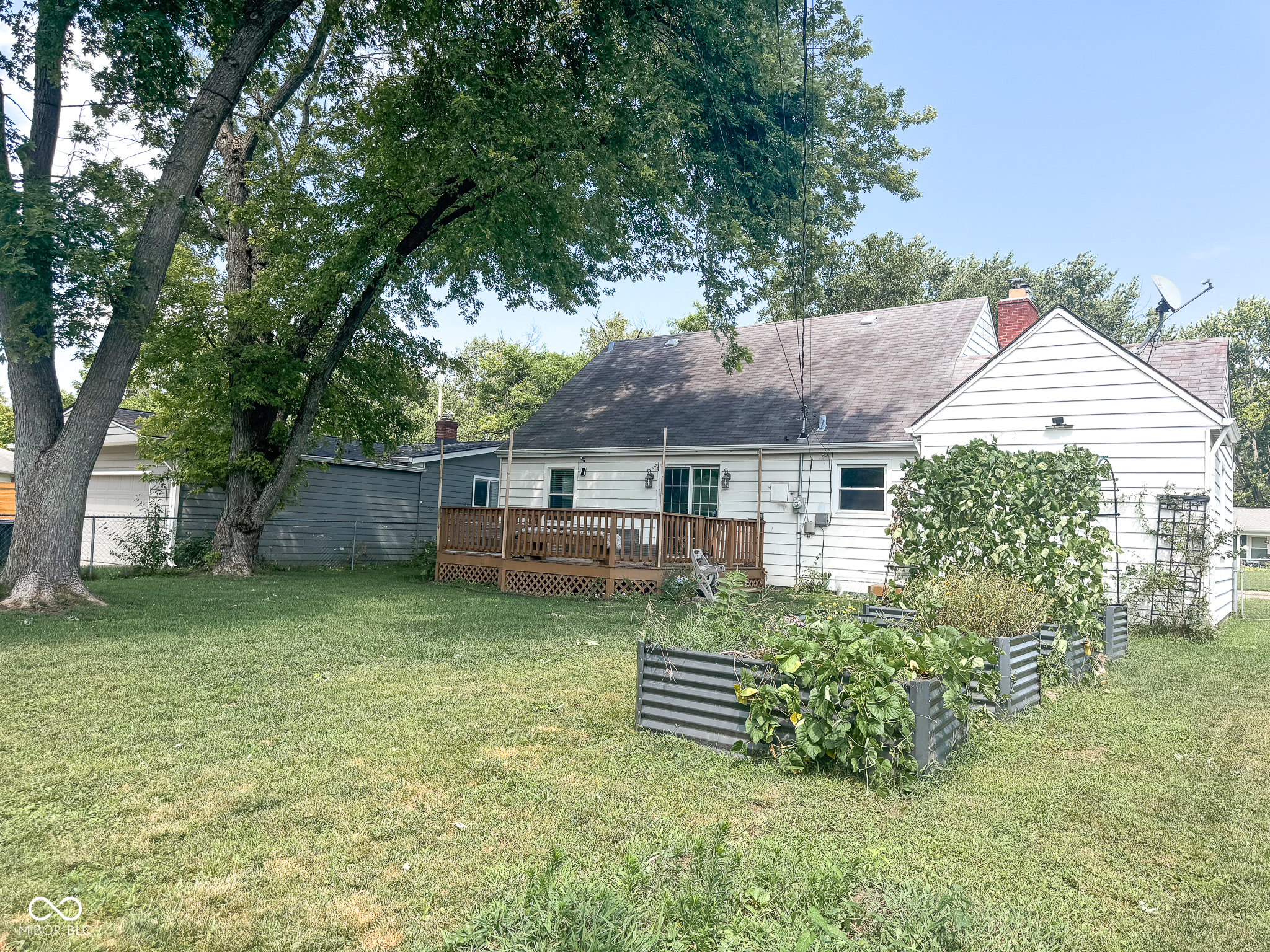 5714 N Rural Street