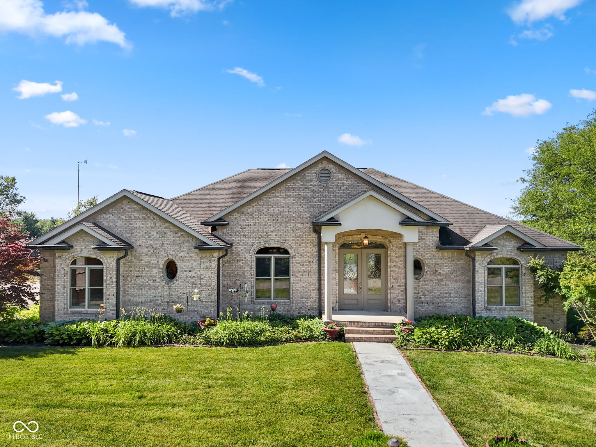 5619 W County Road 200 N