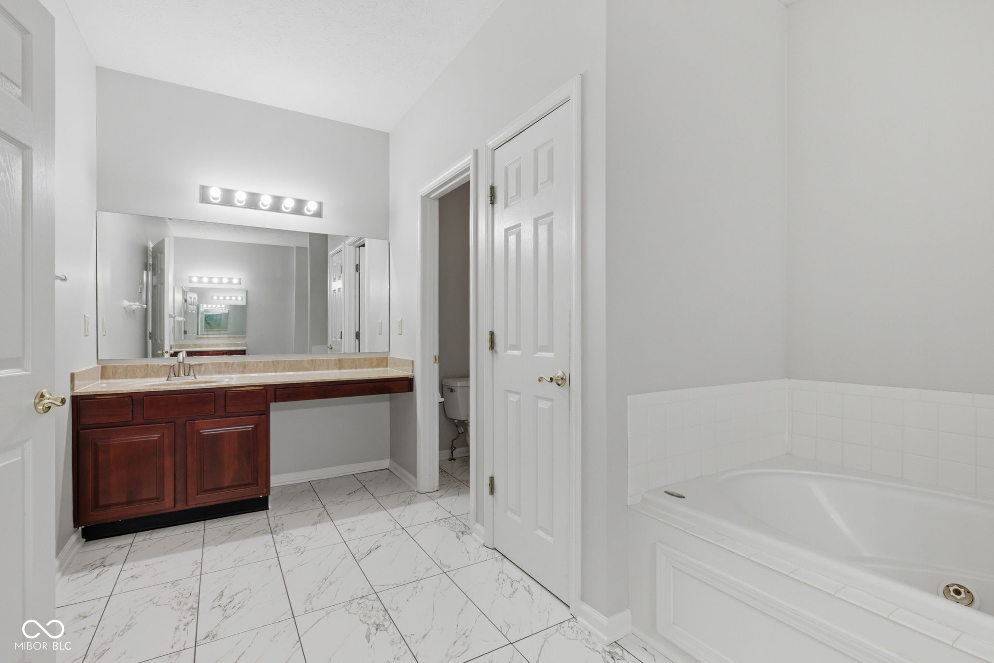 12470 Calluna Court