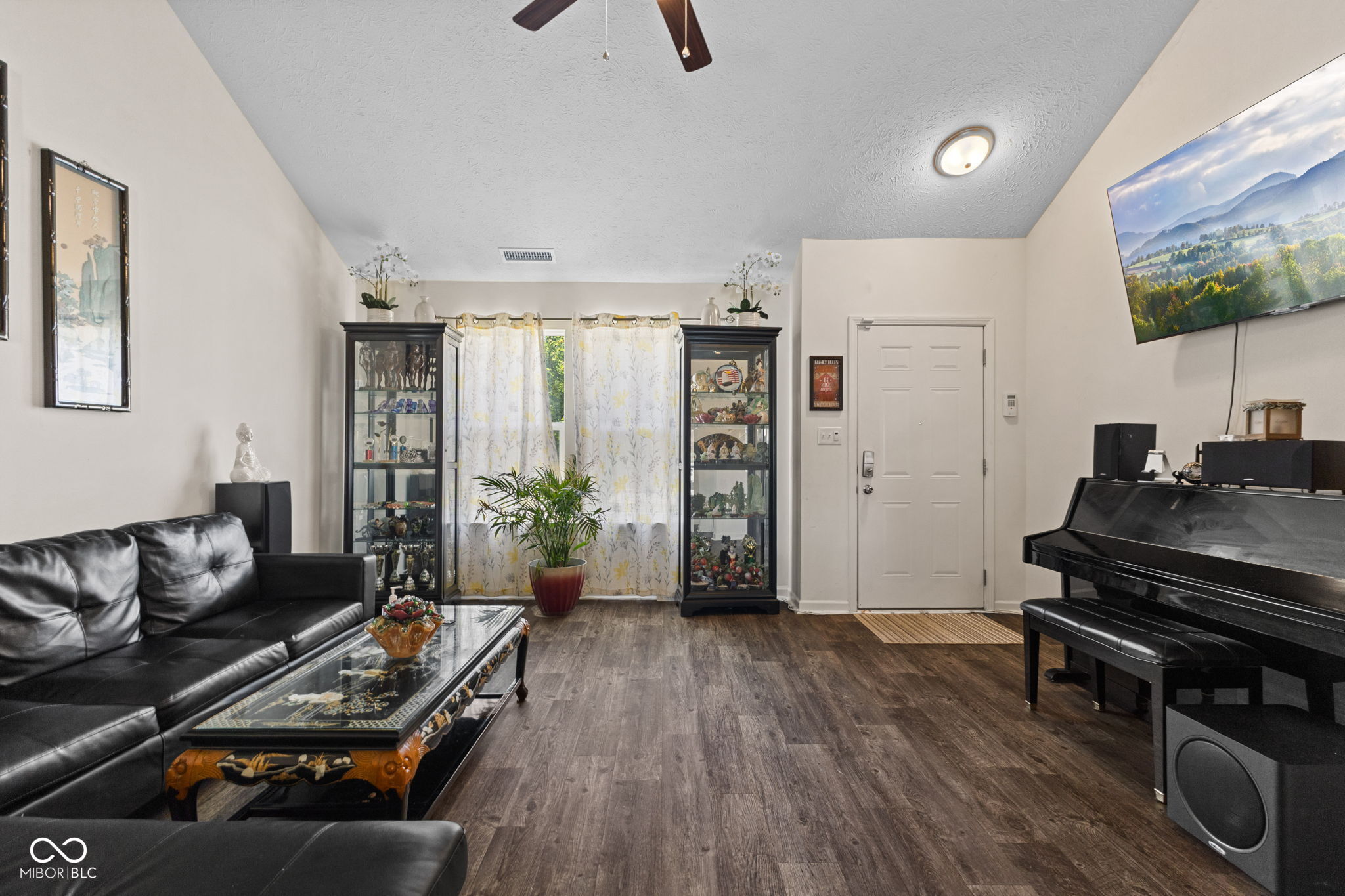 3035 Arrowroot Lane