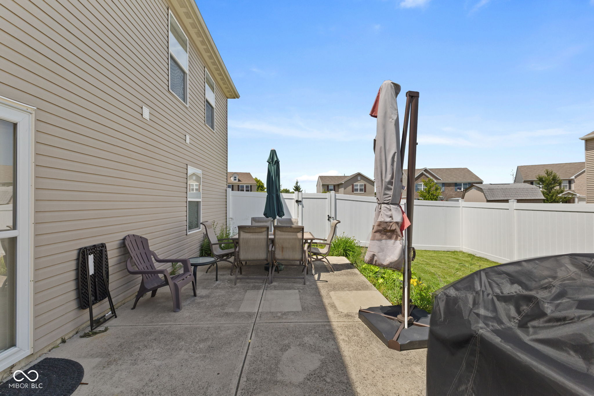 3035 Arrowroot Lane