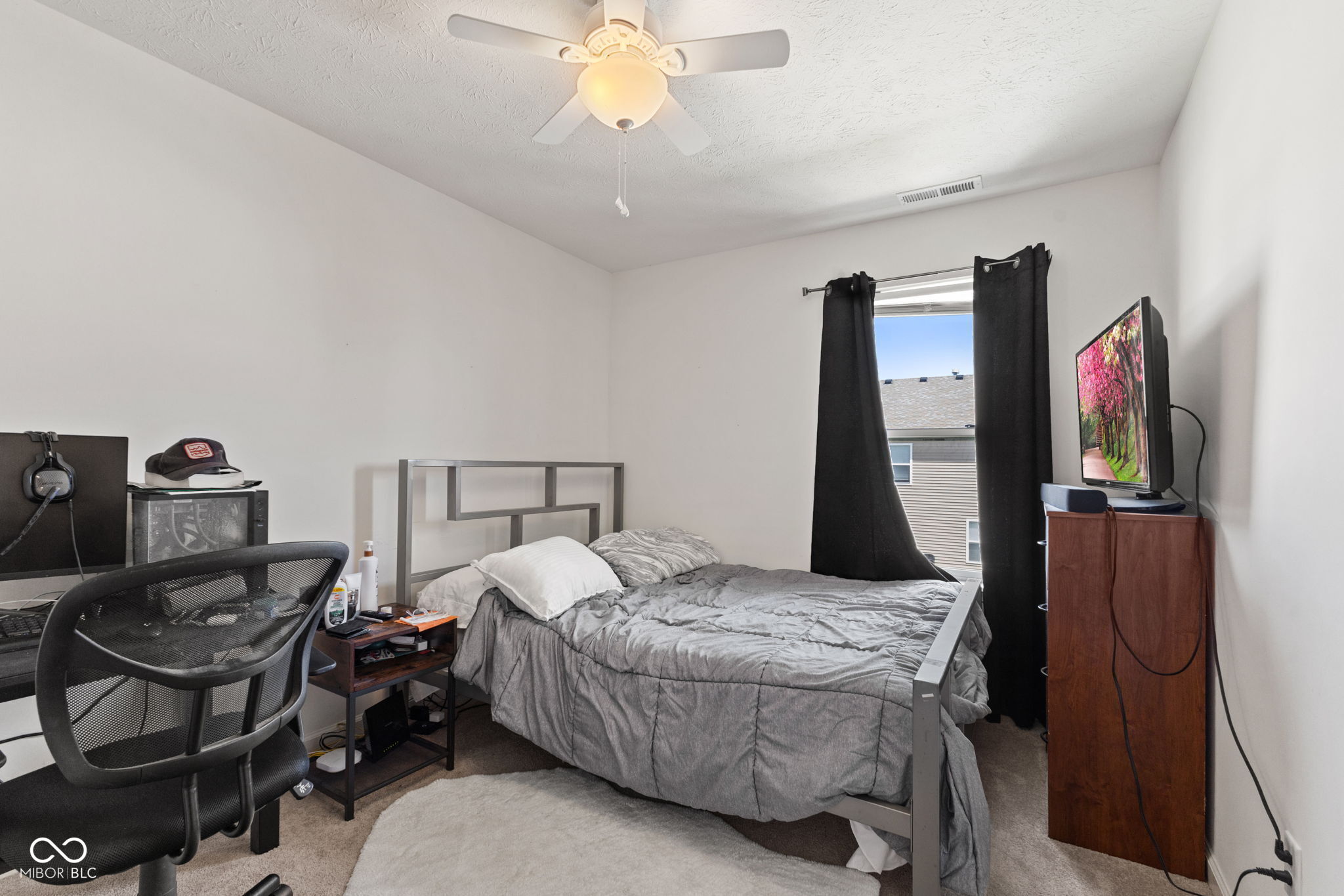 3035 Arrowroot Lane