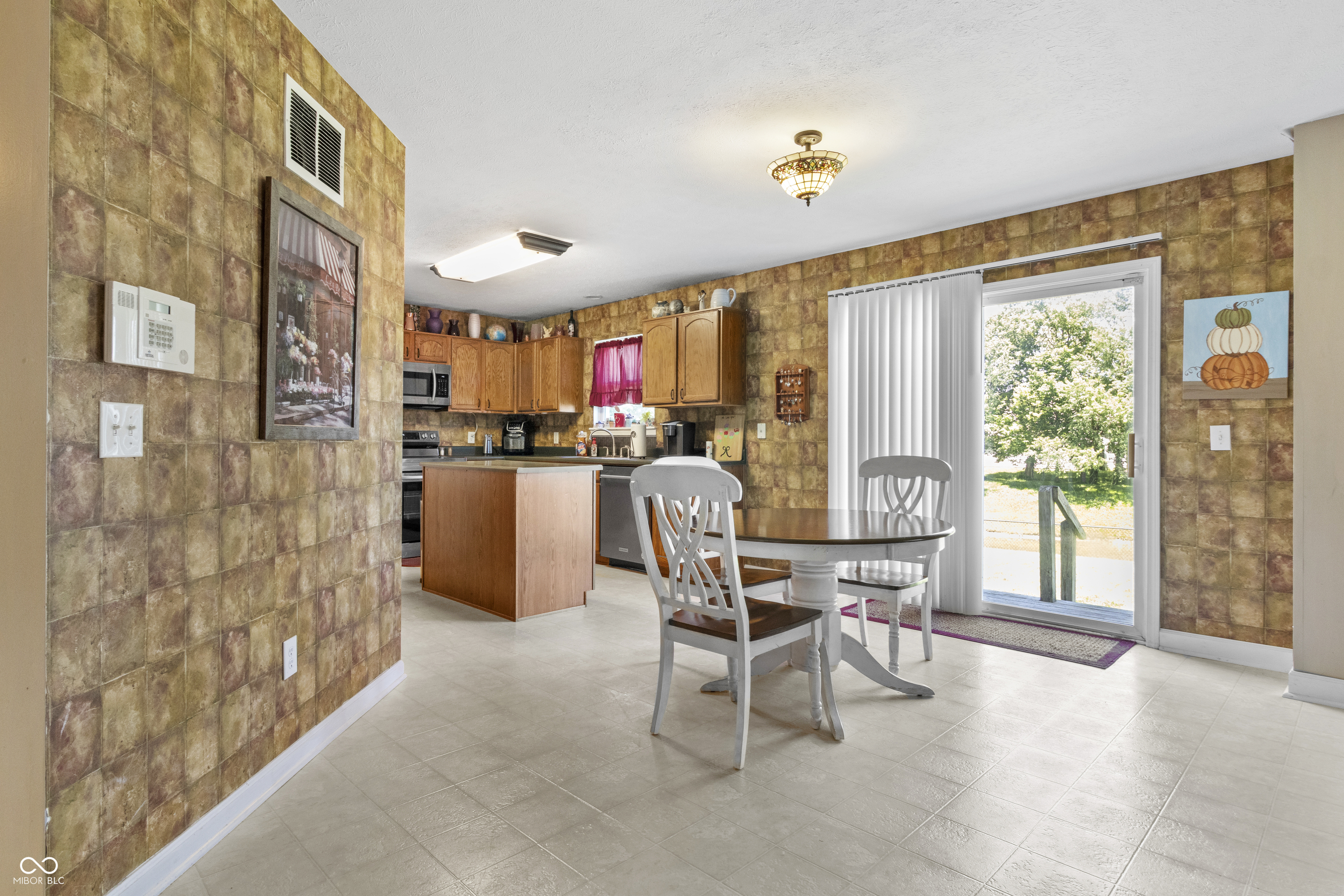 6618 Smithfield Drive